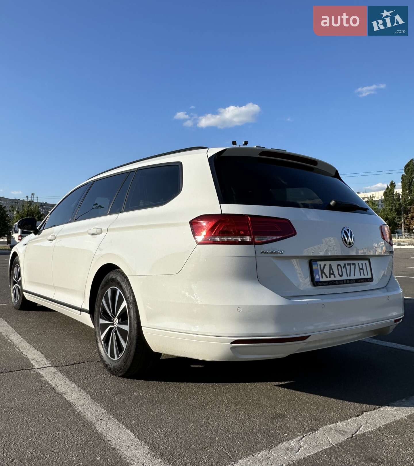 Volkswagen Passat 2017 VIN WVWZZZ3CZHE137009 фото оголошення 8 з 19