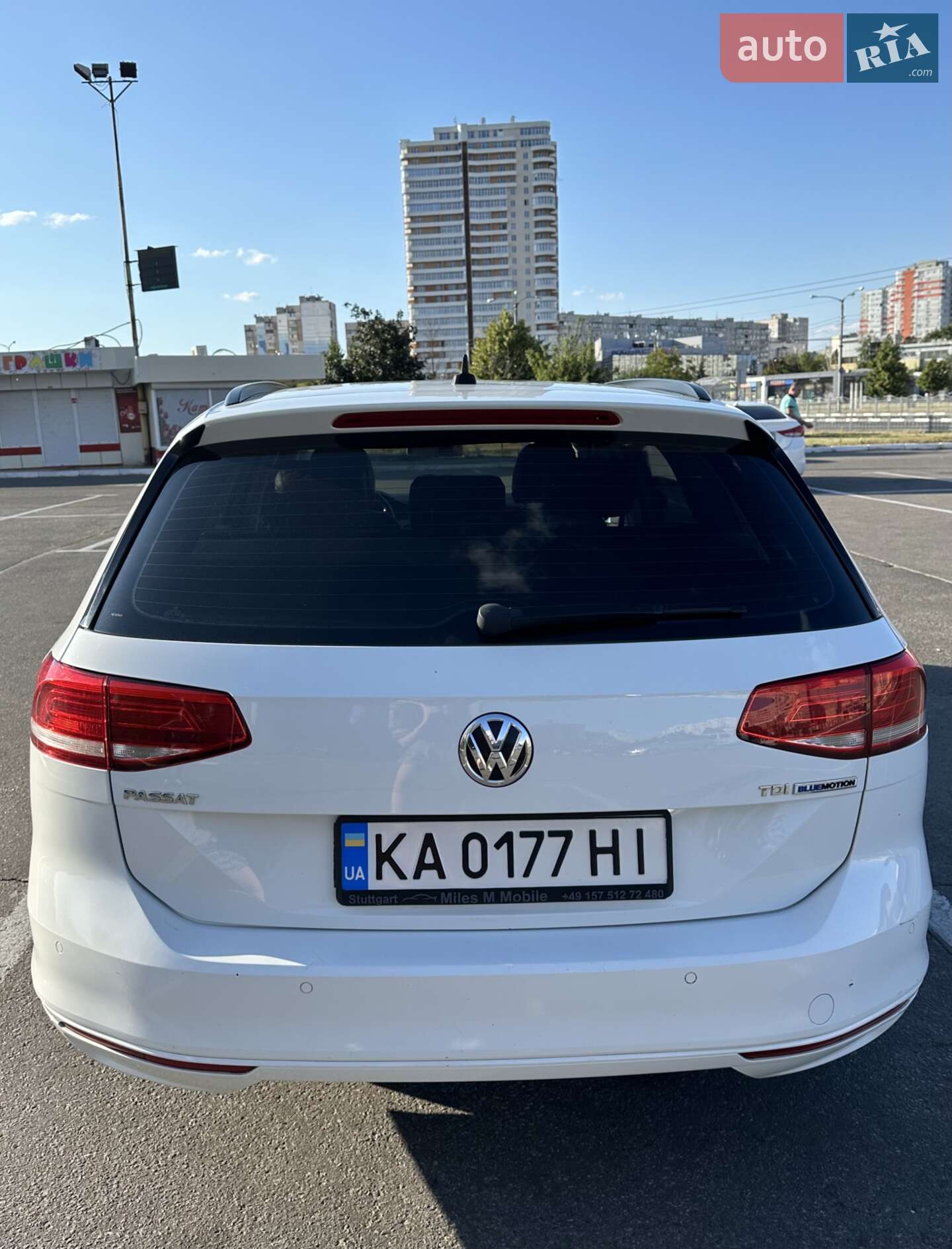 Volkswagen Passat 2017 VIN WVWZZZ3CZHE137009 фото оголошення 9 з 19