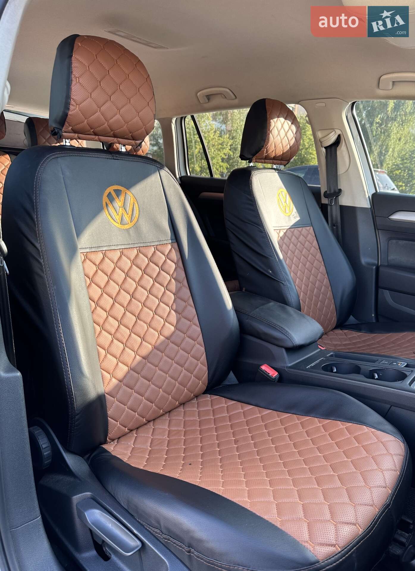 Volkswagen Passat 2017 VIN WVWZZZ3CZHE137009 фото оголошення 16 з 19