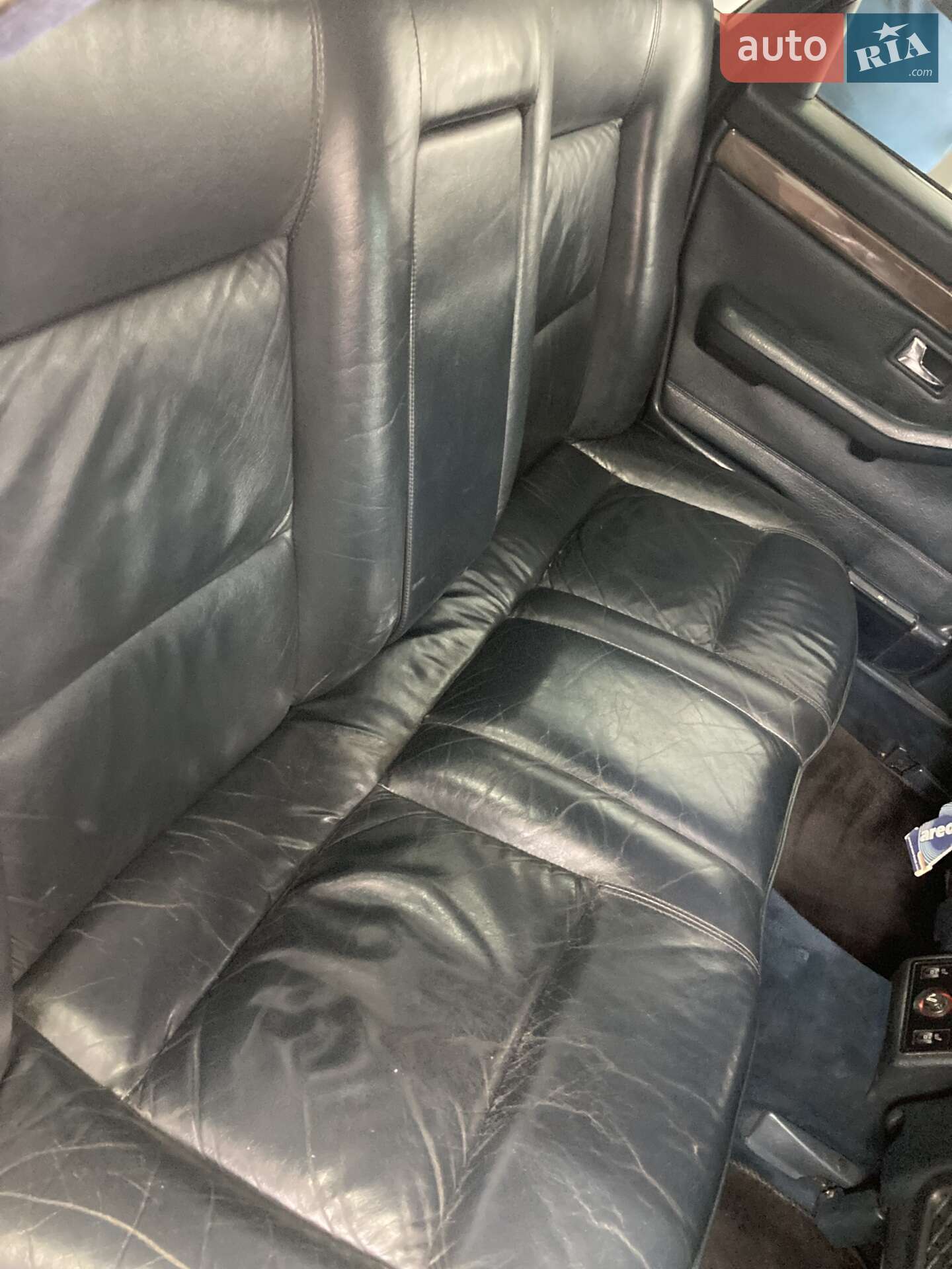 Audi V8 1989 VIN WAUZZZ44ZKN022601 фото оголошення 7 з 26