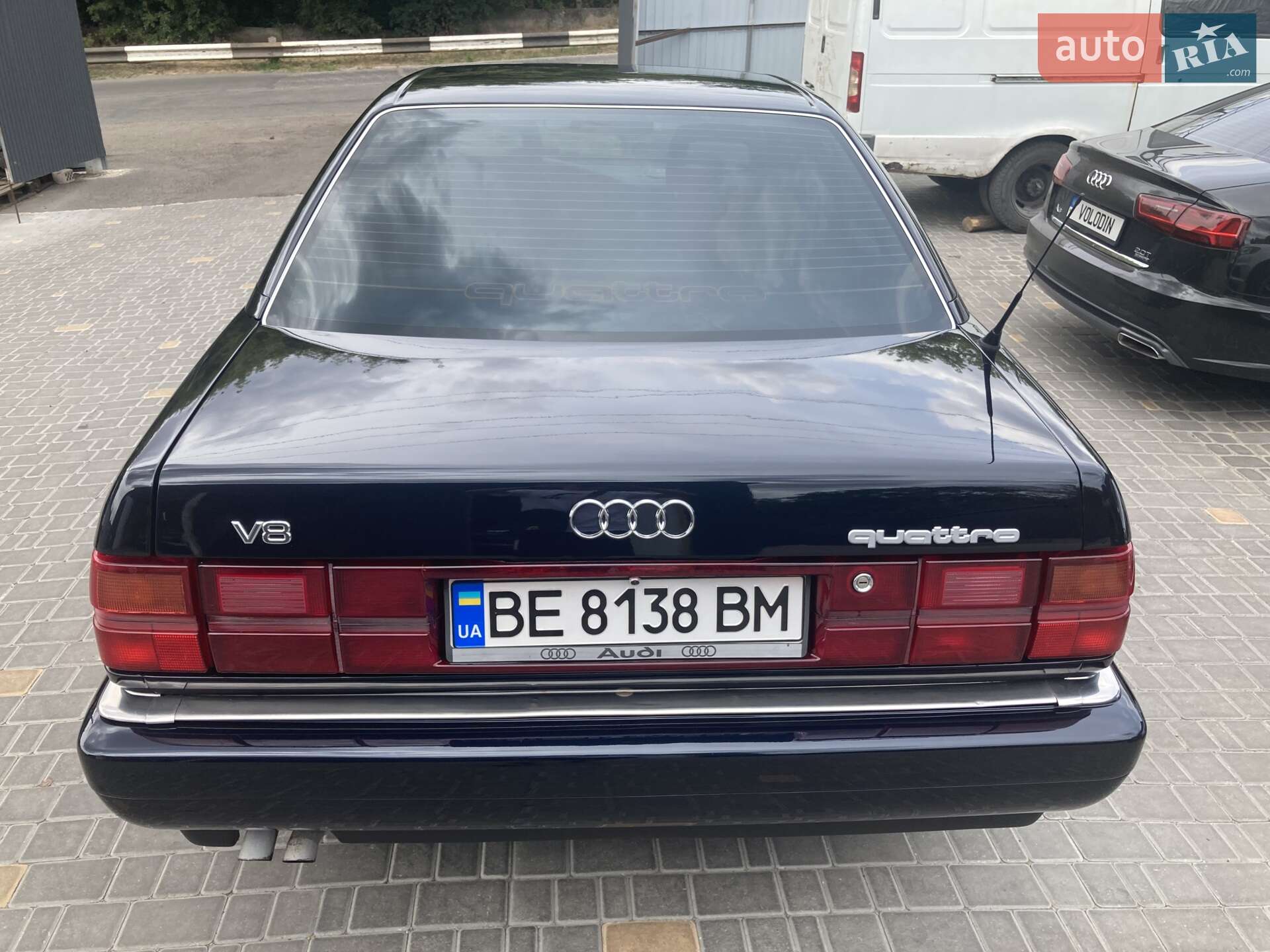 Audi V8 1989 VIN WAUZZZ44ZKN022601 фото оголошення 23 з 26