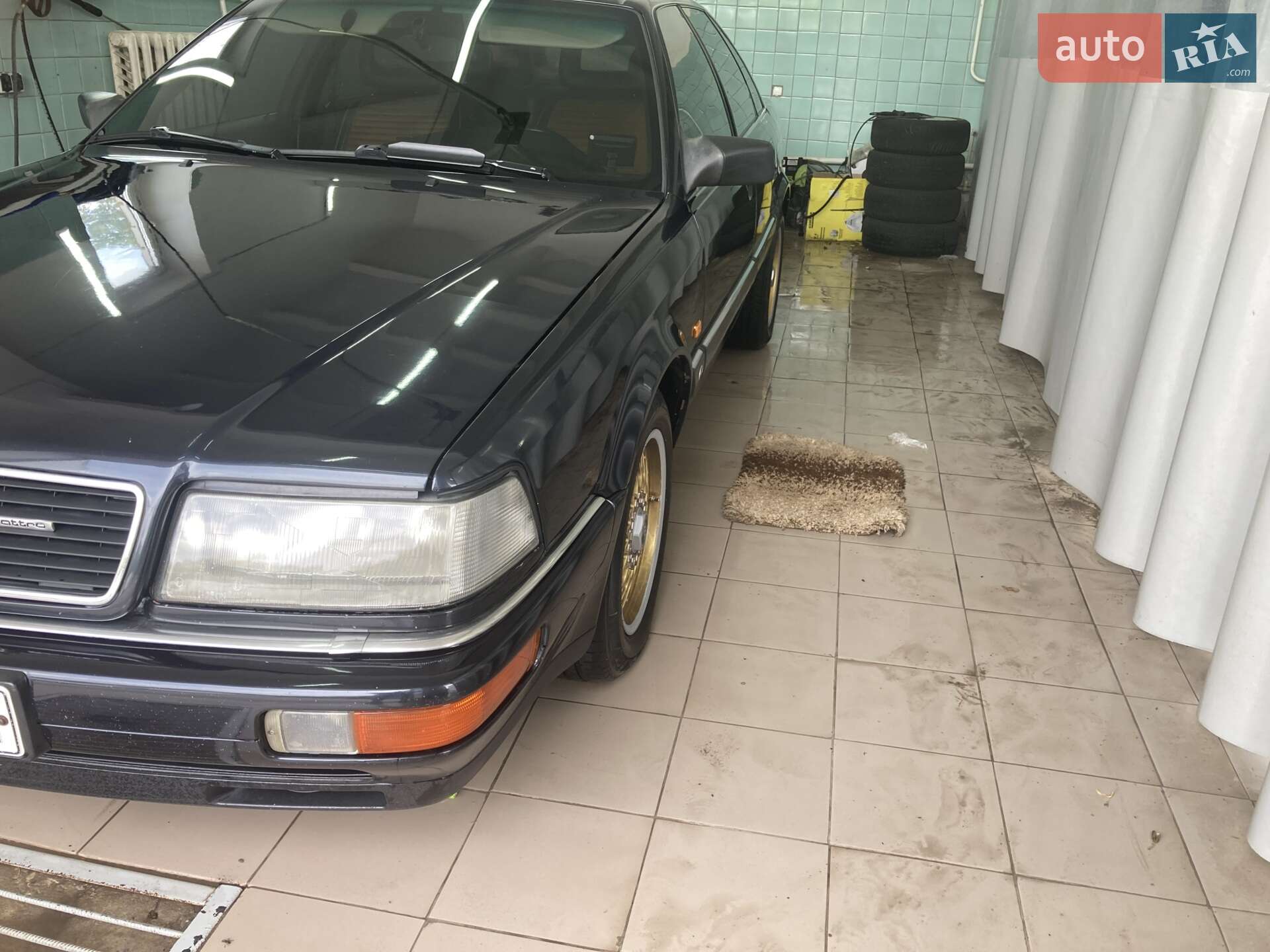 Audi V8 1989 VIN WAUZZZ44ZKN022601 фото оголошення 24 з 26