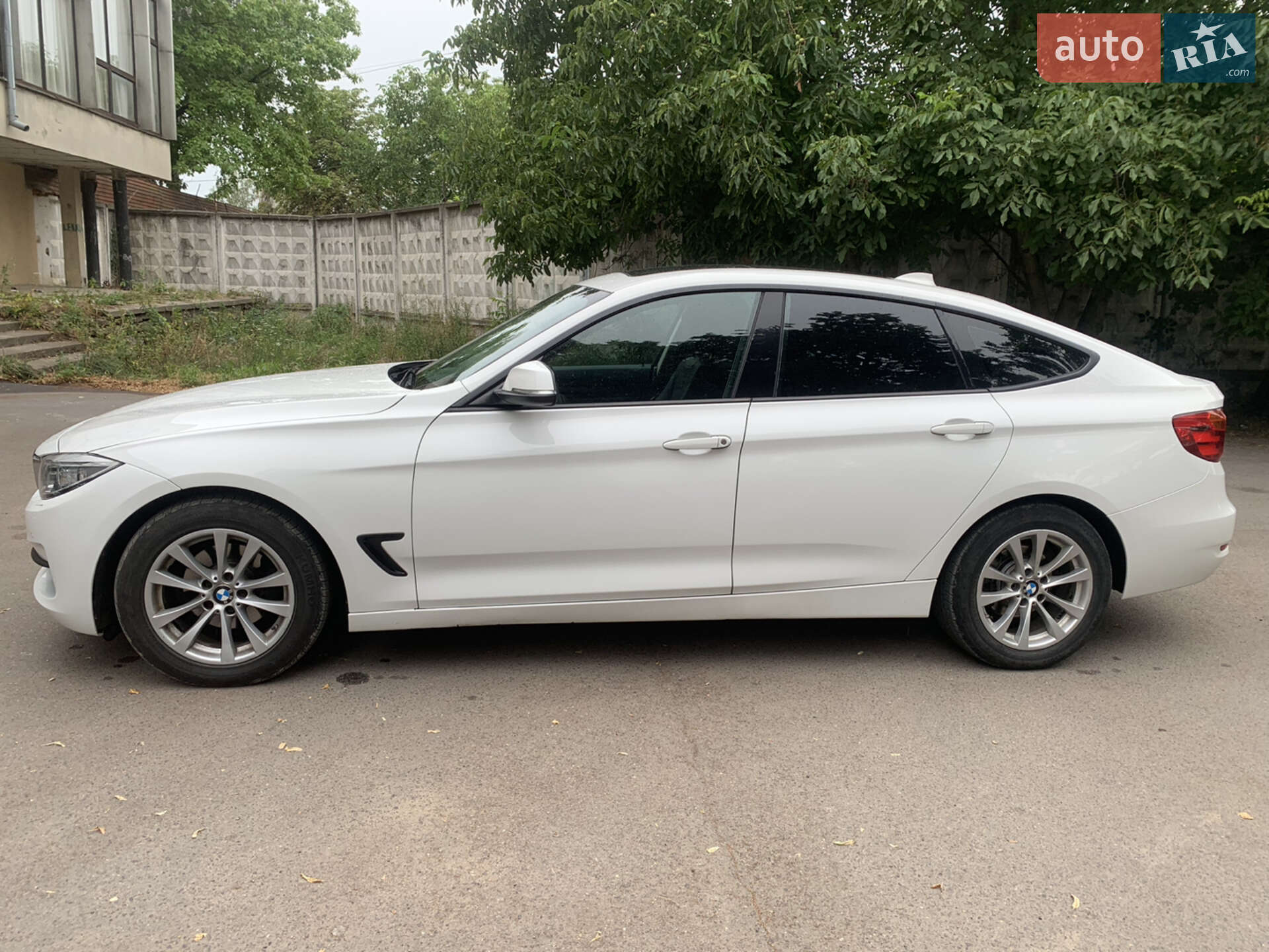 BMW 3 Series GT 2014 VIN WBA3Y5100FD952397 фото оголошення 10 з 34