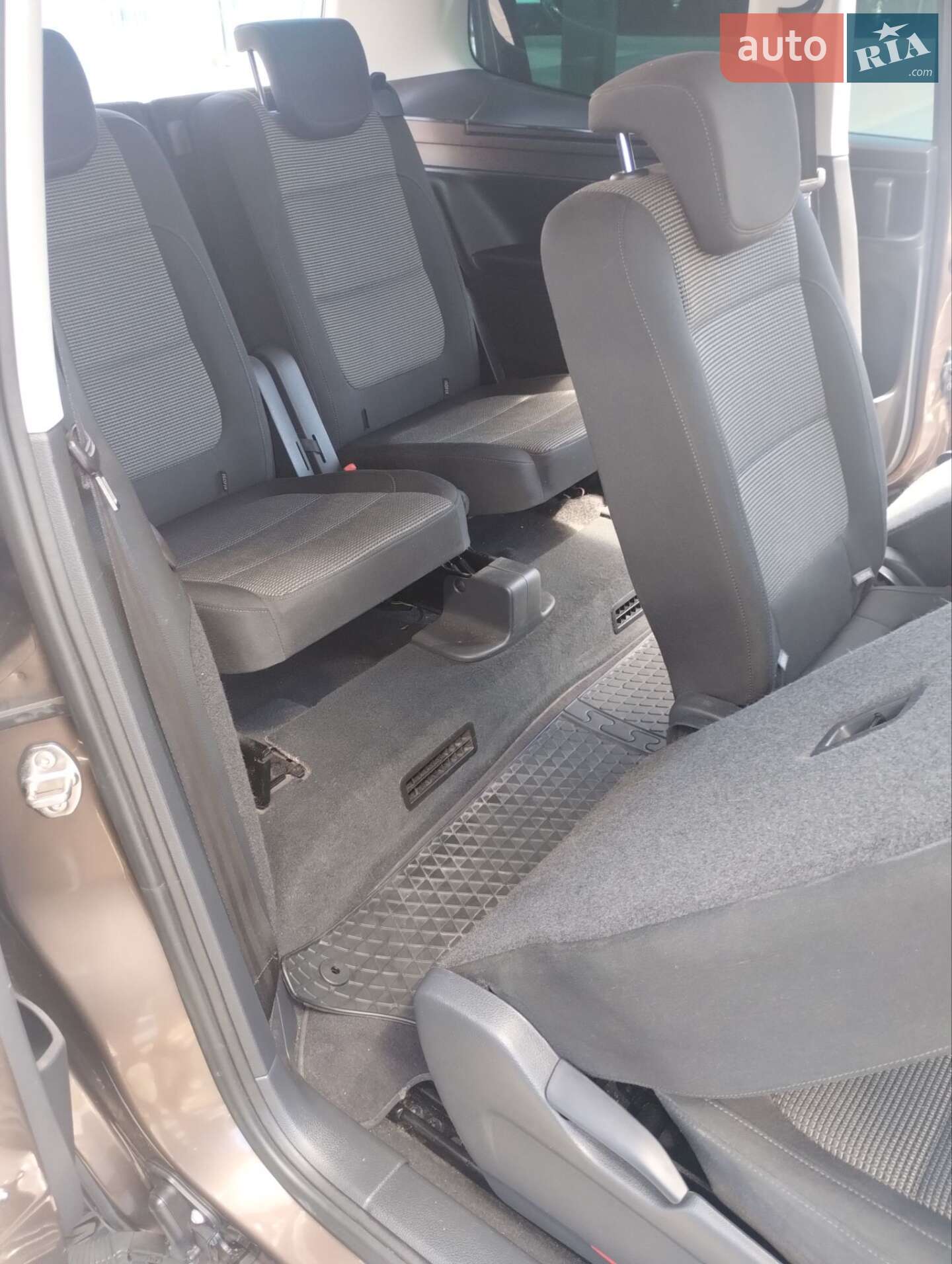 Volkswagen Sharan 2012 VIN WVWZZZ7NZDV007902 фото оголошення 10 з 20