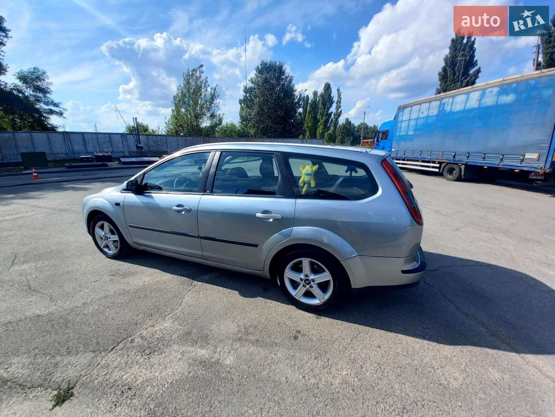 Ford Focus 2005 VIN WF0WXXGCDW5P51152 фото оголошення 2 з 10