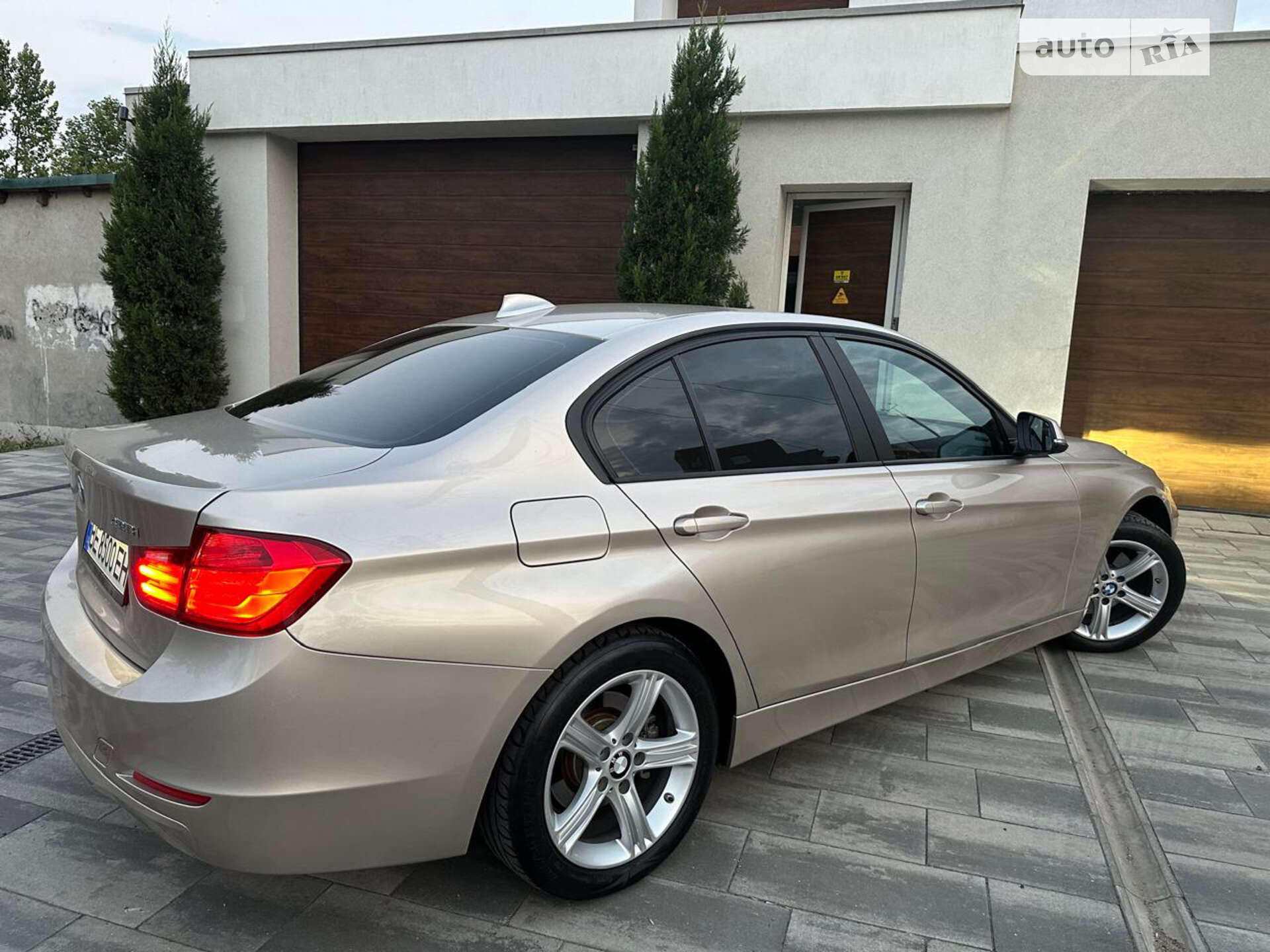 BMW 3 Series 2014 VIN WBA3C1C53EK113015 фото оголошення 21 з 38