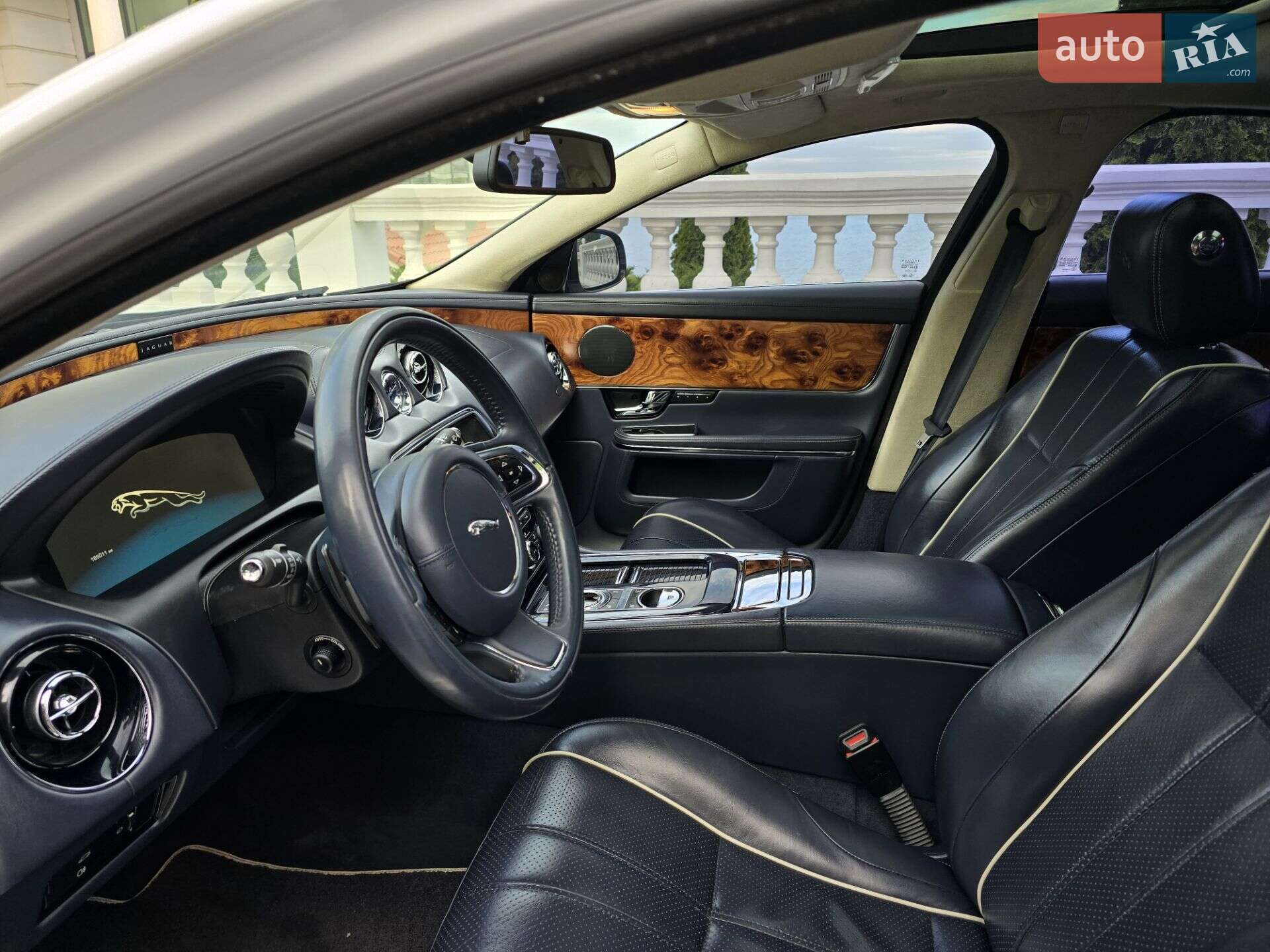 Jaguar XJ 2011 VIN SAJAA16P4CLV23098 фото оголошення 16 з 36