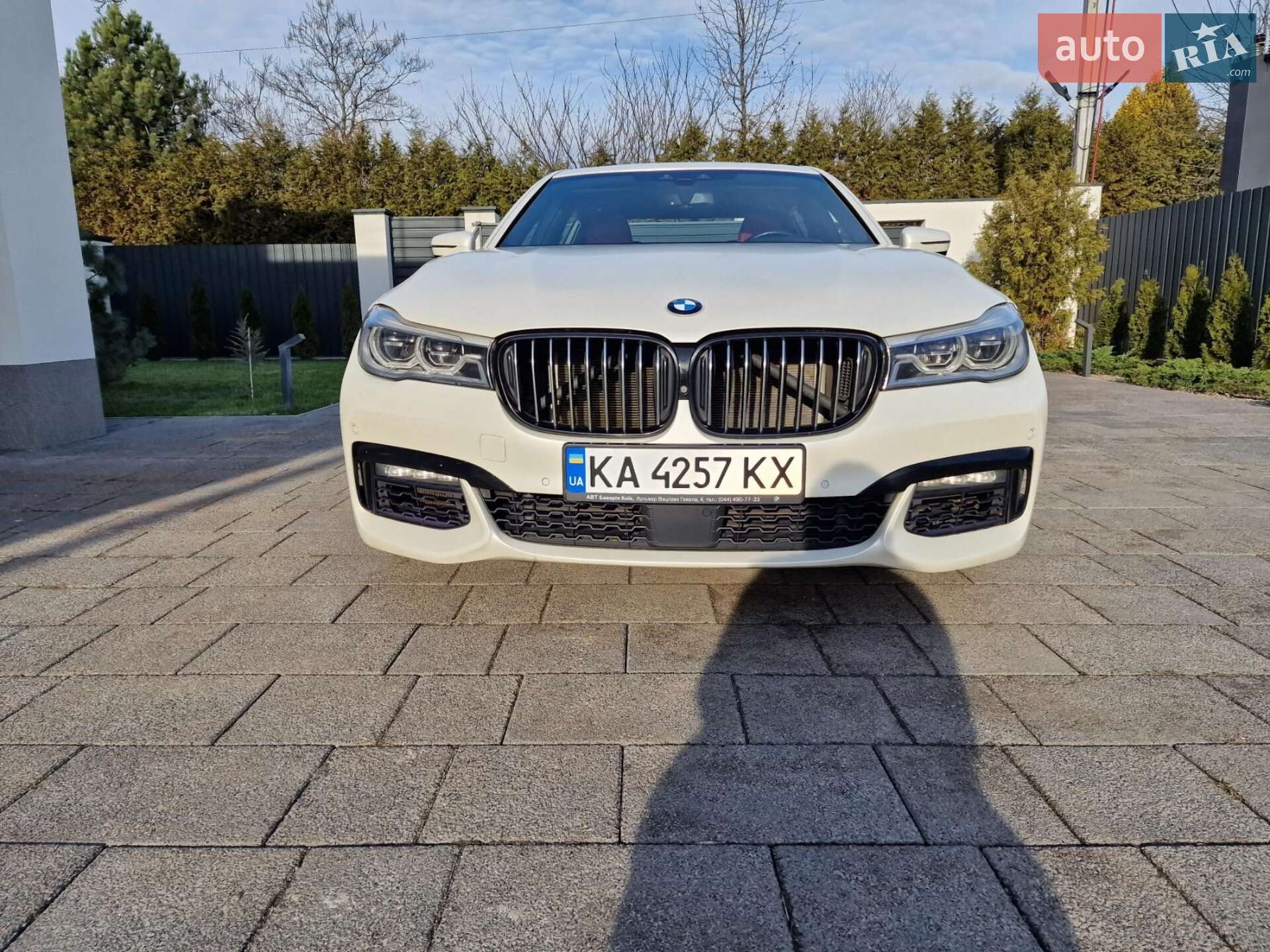 BMW 7 Series 2017 VIN WBA7F2C50JB238255 фото оголошення 3 з 32