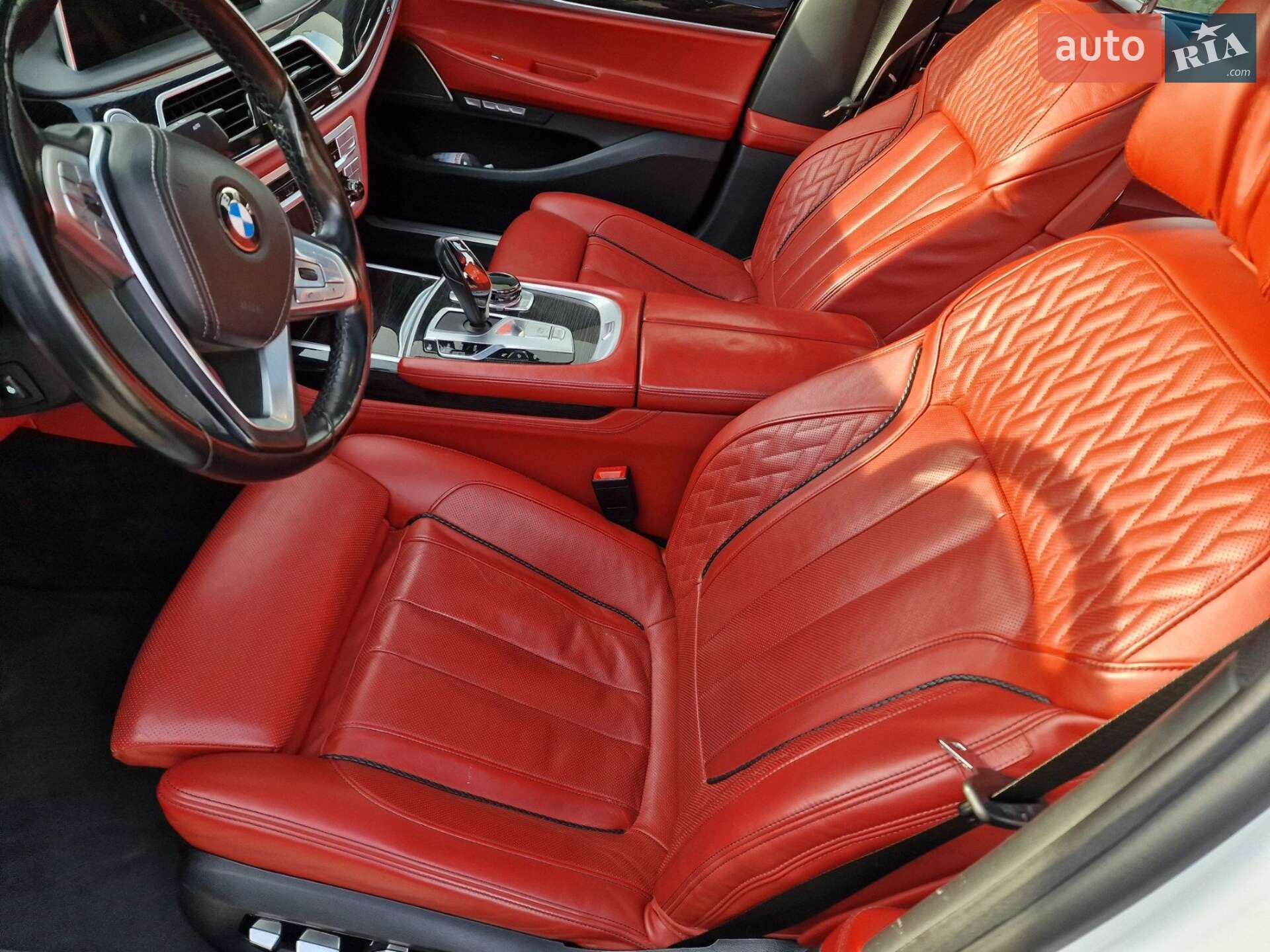 BMW 7 Series 2017 VIN WBA7F2C50JB238255 фото оголошення 18 з 32