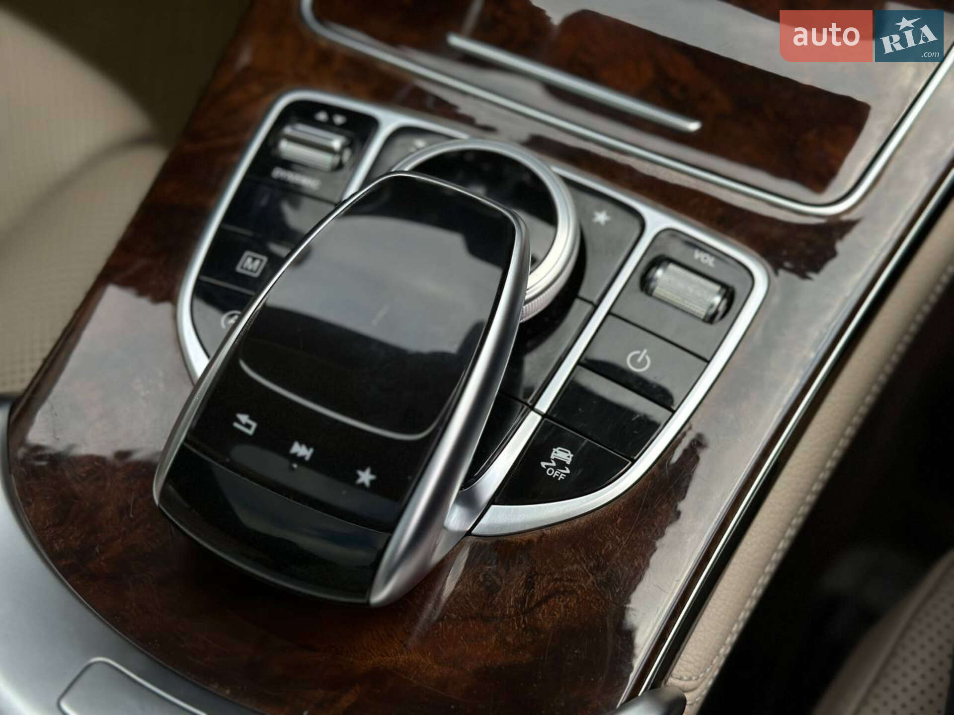 Mercedes-Benz GLC-Class 2017 VIN WDC0G4KB0JV060490 фото оголошення 20 з 22
