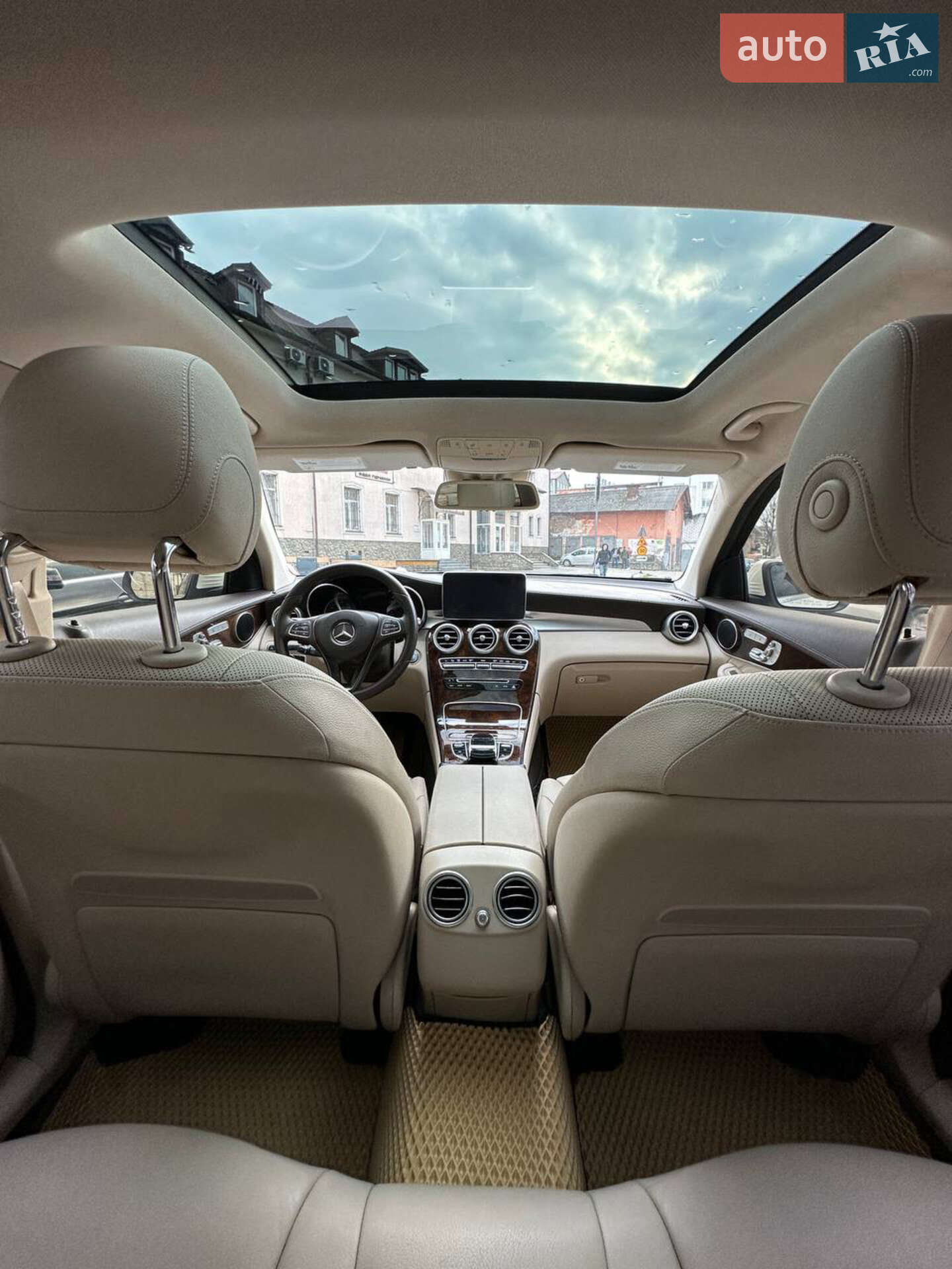 Mercedes-Benz GLC-Class 2017 VIN WDC0G4KB0JV060490 фото оголошення 18 з 22