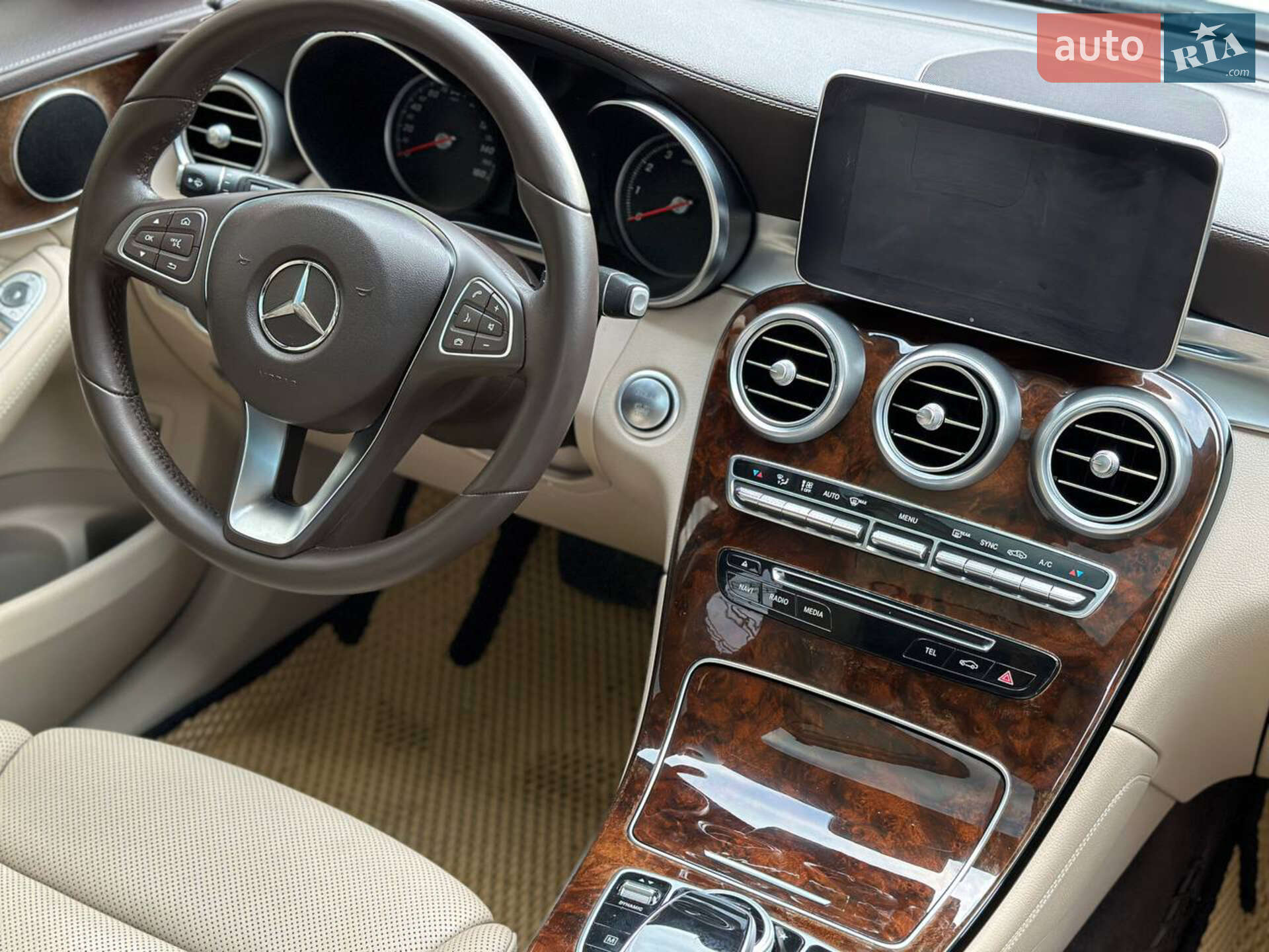Mercedes-Benz GLC-Class 2017 VIN WDC0G4KB0JV060490 фото оголошення 17 з 22