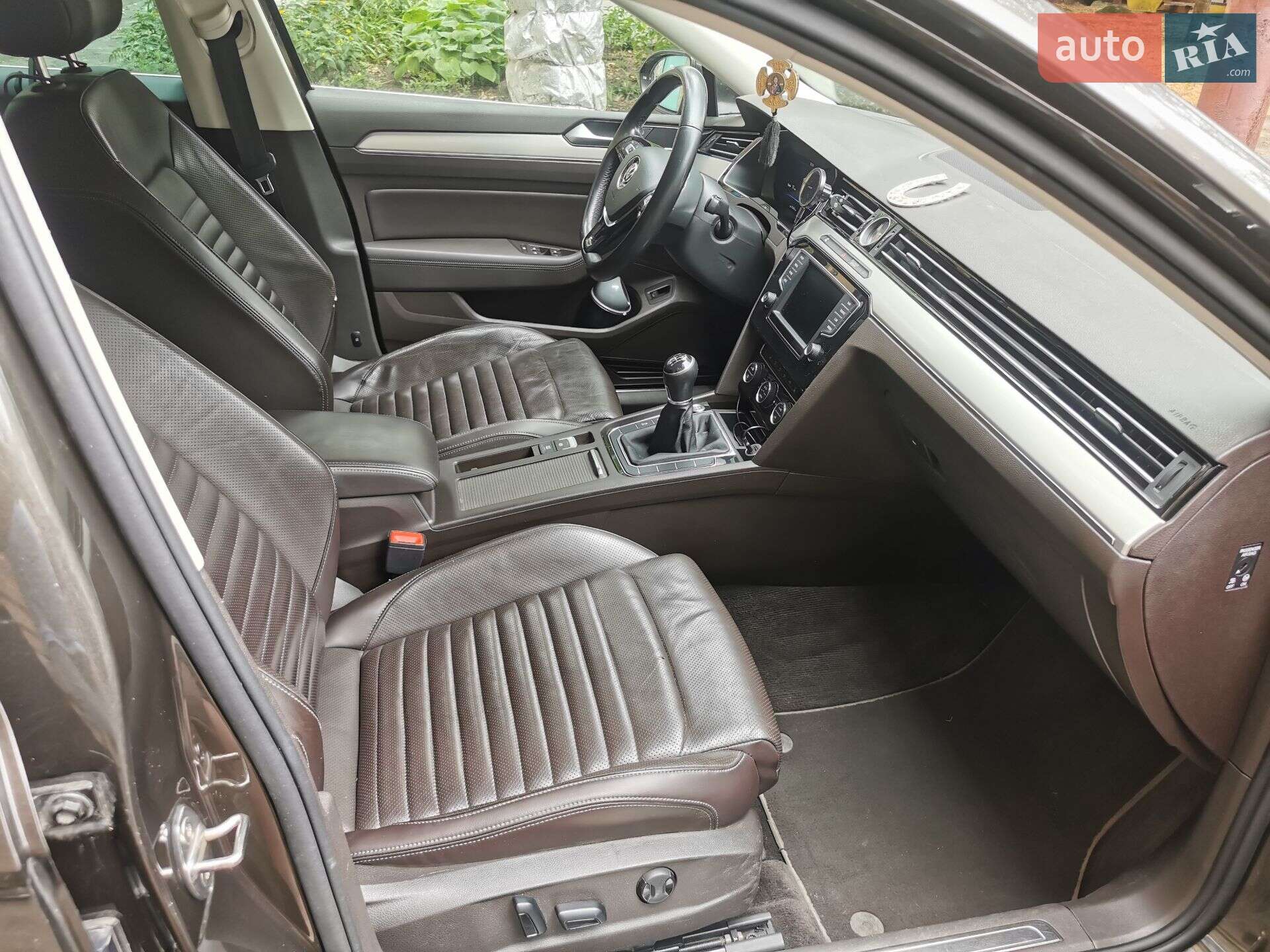 Volkswagen Passat 2016 VIN WVWZZZ3CZHE083847 фото оголошення 30 з 48