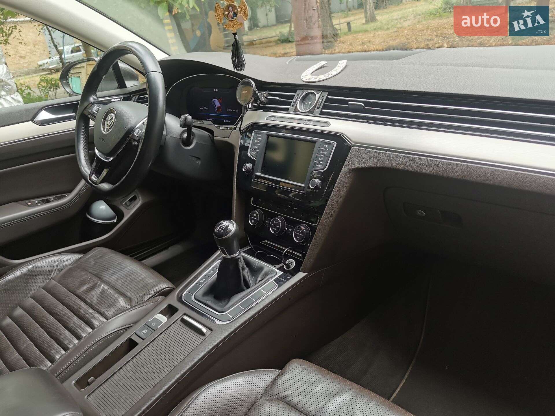 Volkswagen Passat 2016 VIN WVWZZZ3CZHE083847 фото оголошення 32 з 48