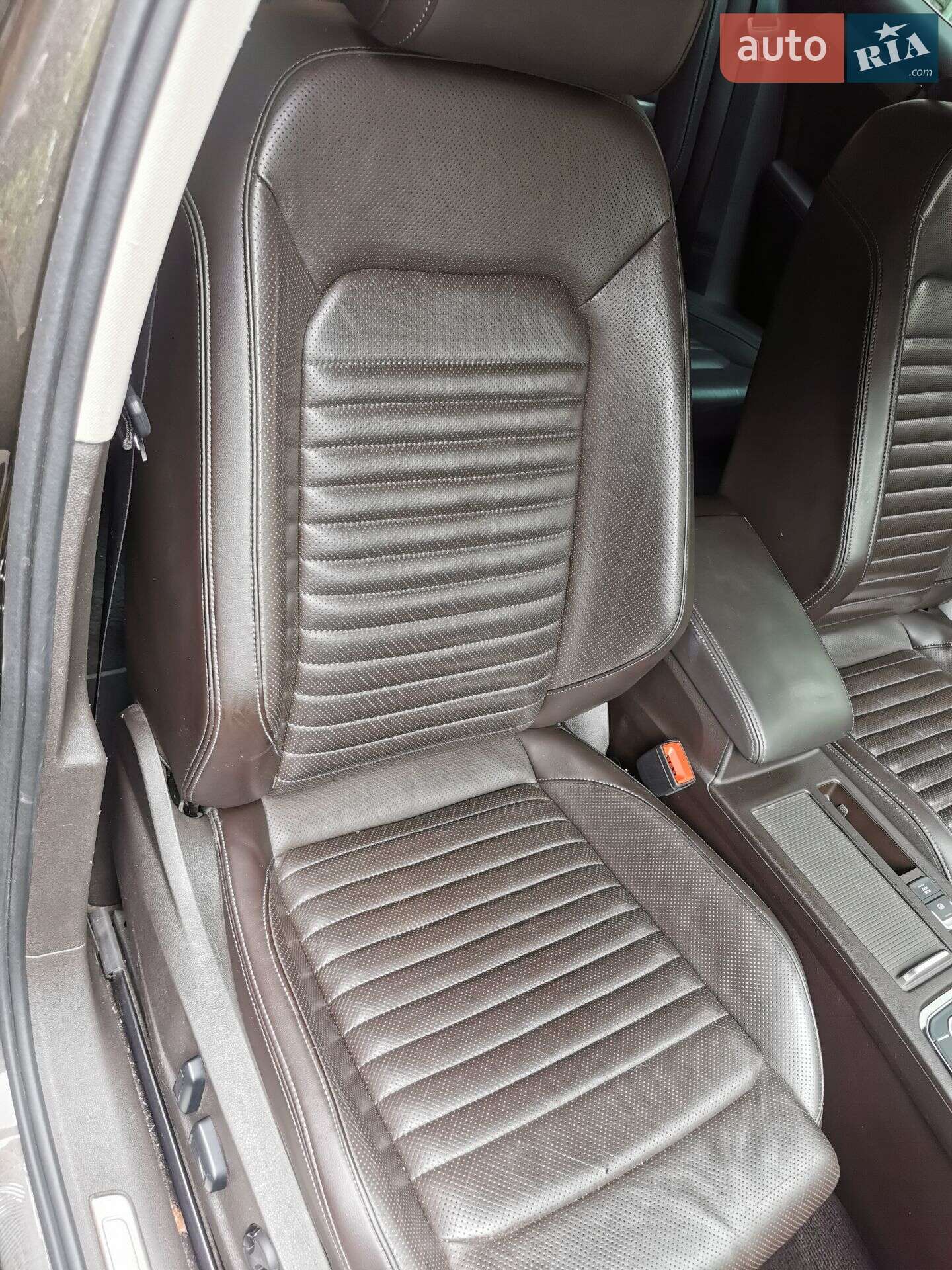 Volkswagen Passat 2016 VIN WVWZZZ3CZHE083847 фото оголошення 31 з 48