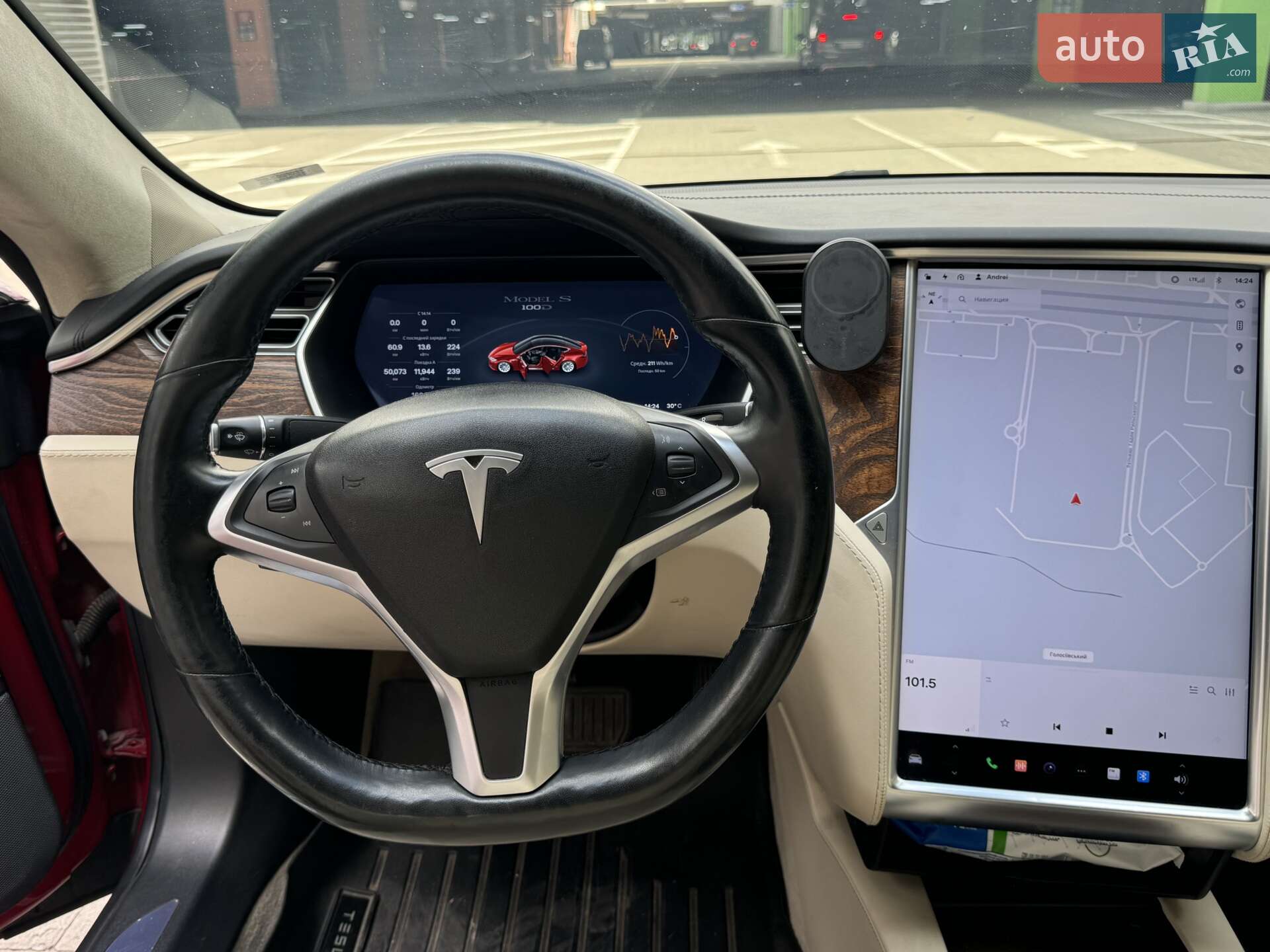 Tesla Model S 2018 VIN 5YJSA1E27JF244608 фото оголошення 3 з 22