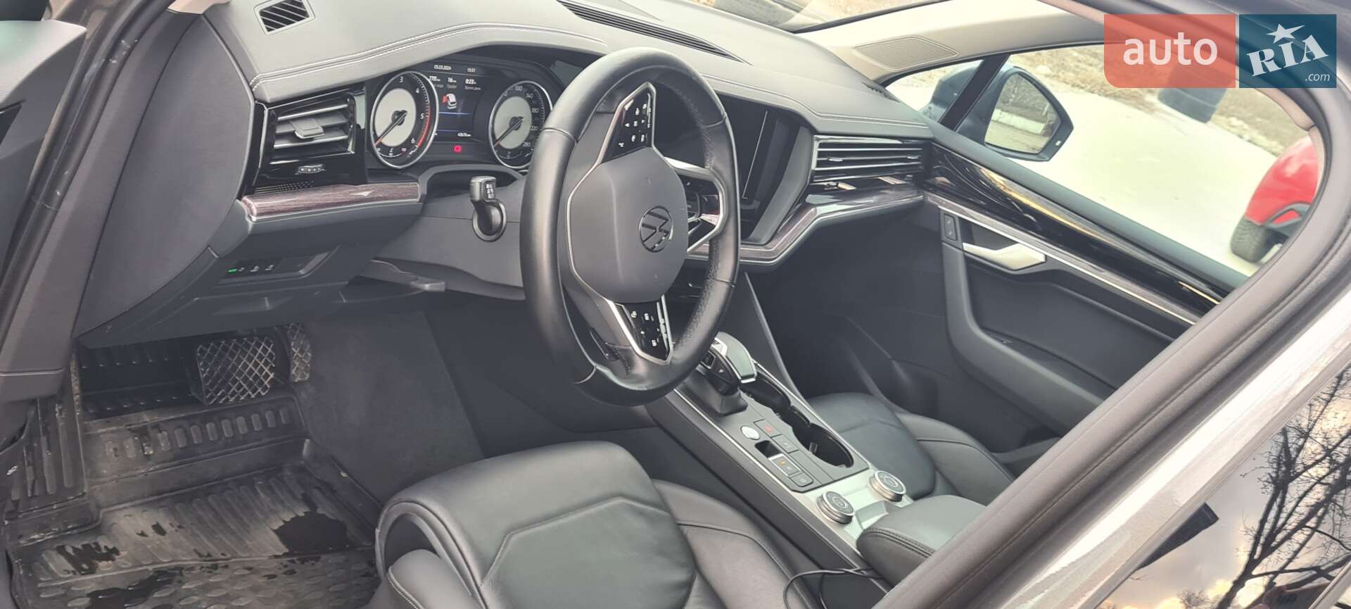 Volkswagen Touareg 2021 VIN WVGZZZCRZMD039597 фото оголошення 13 з 86