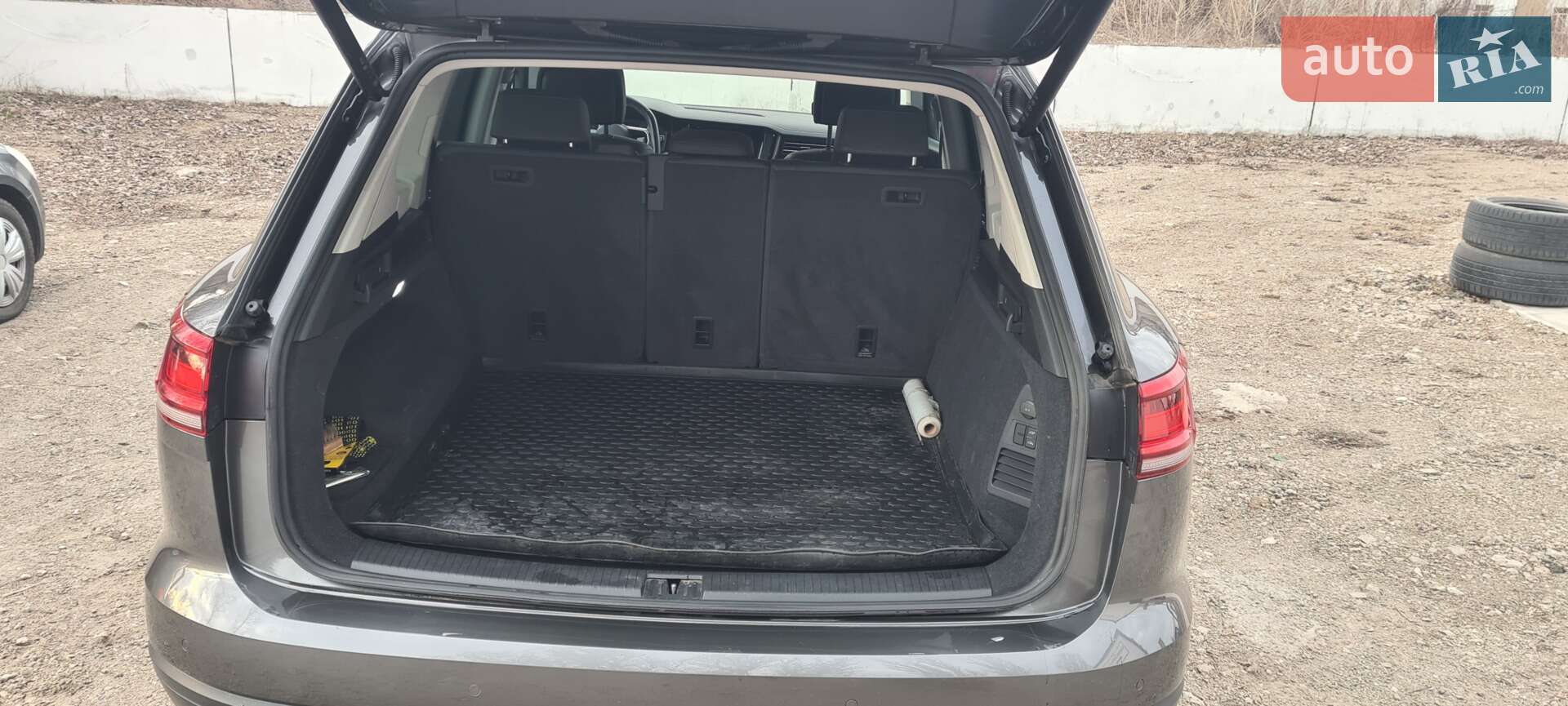Volkswagen Touareg 2021 VIN WVGZZZCRZMD039597 фото оголошення 26 з 86