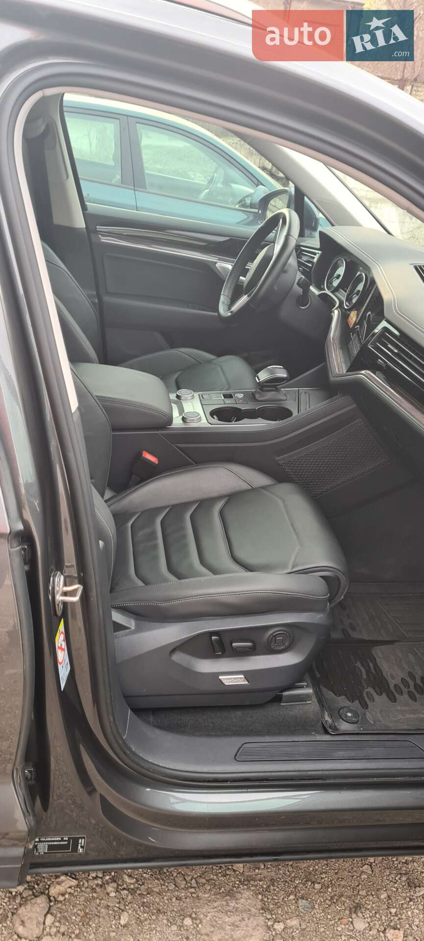 Volkswagen Touareg 2021 VIN WVGZZZCRZMD039597 фото оголошення 33 з 86