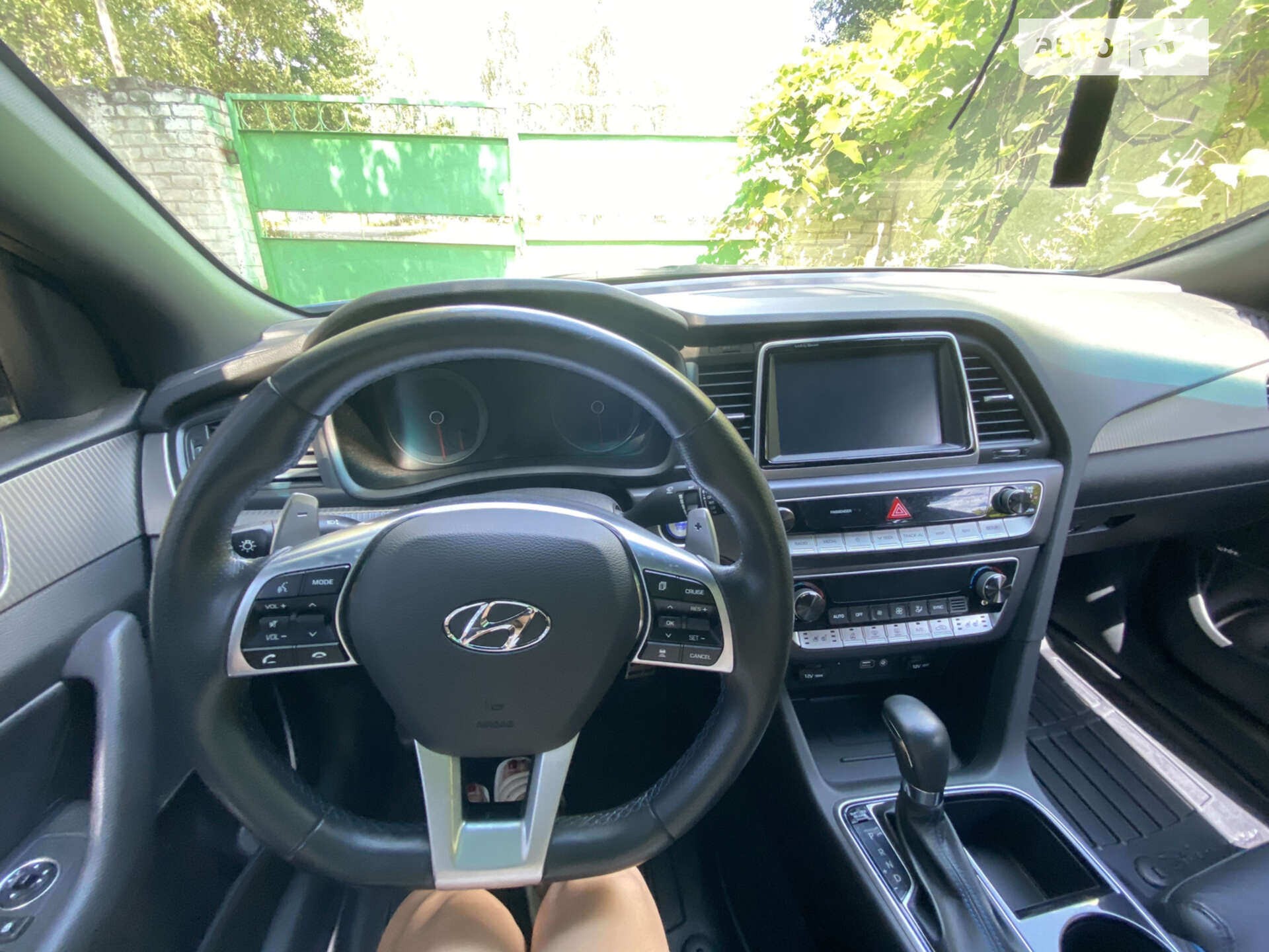 Hyundai Sonata 2019 VIN 5NPE34ABXKH805109 фото оголошення 15 з 39