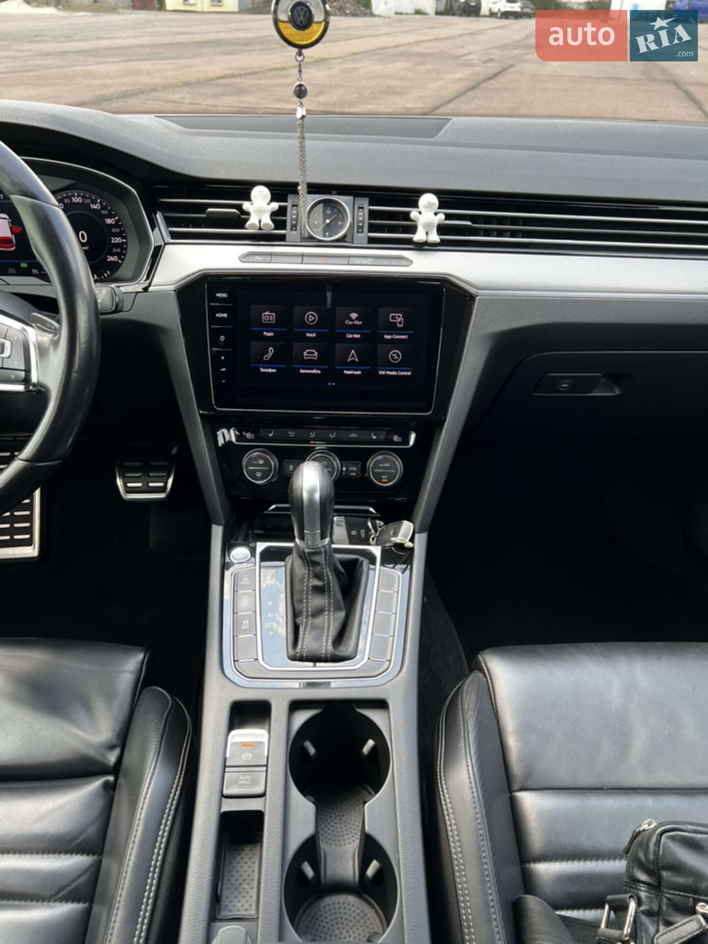 Volkswagen Passat 2017 VIN WVWZZZ3CZJE003115 фото оголошення 13 з 17