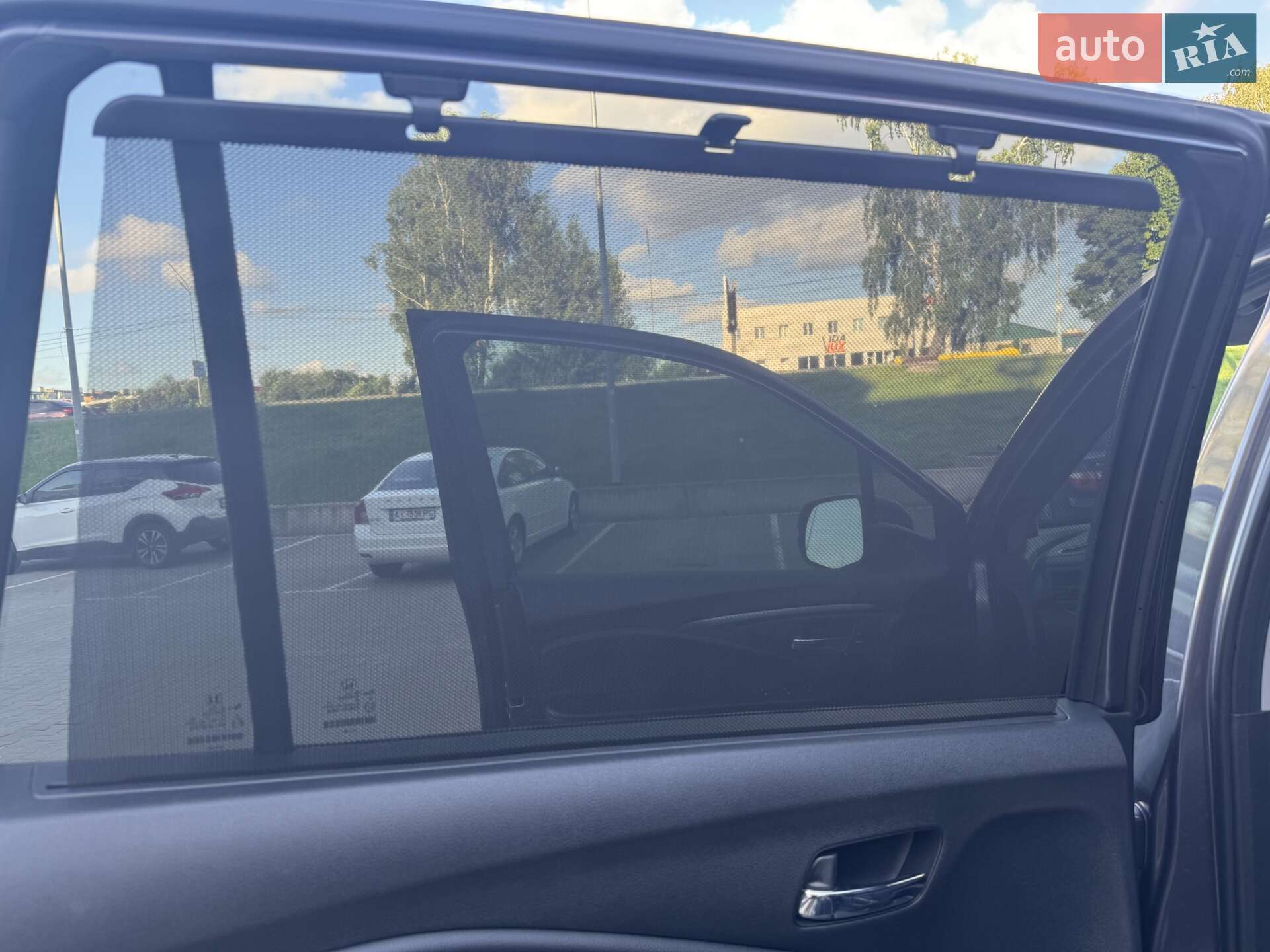 Honda Pilot 2021 VIN 5FNYF5H50MB026734 фото оголошення 15 з 27