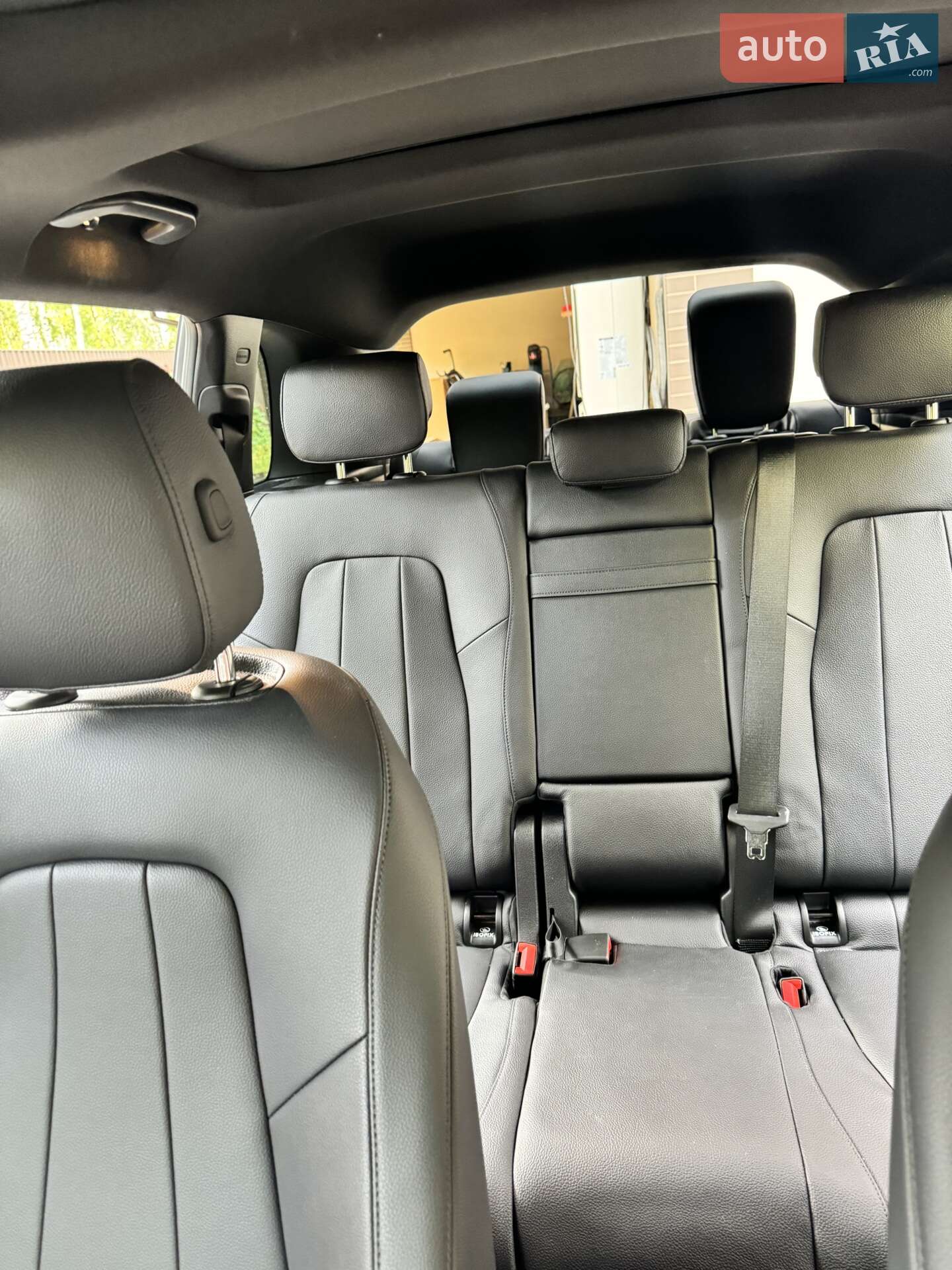 Mercedes-Benz GLB-Class 2021 VIN W1N4M4HBXMW162832 фото оголошення 3 з 40