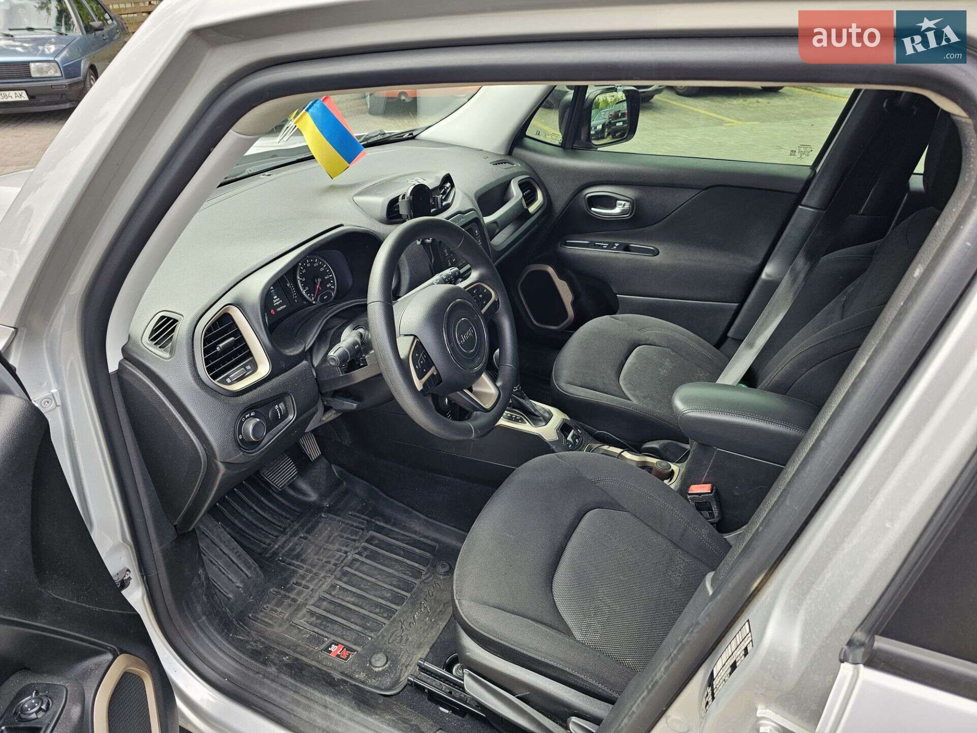 Jeep Renegade 2016 VIN ZACCJBAT0GPE16651 фото оголошення 5 з 5