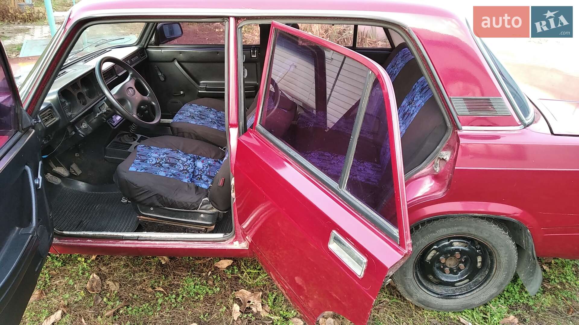 ВАЗ / Lada 2105 1988 VIN XTA210510K1015926 фото оголошення 9 з 12