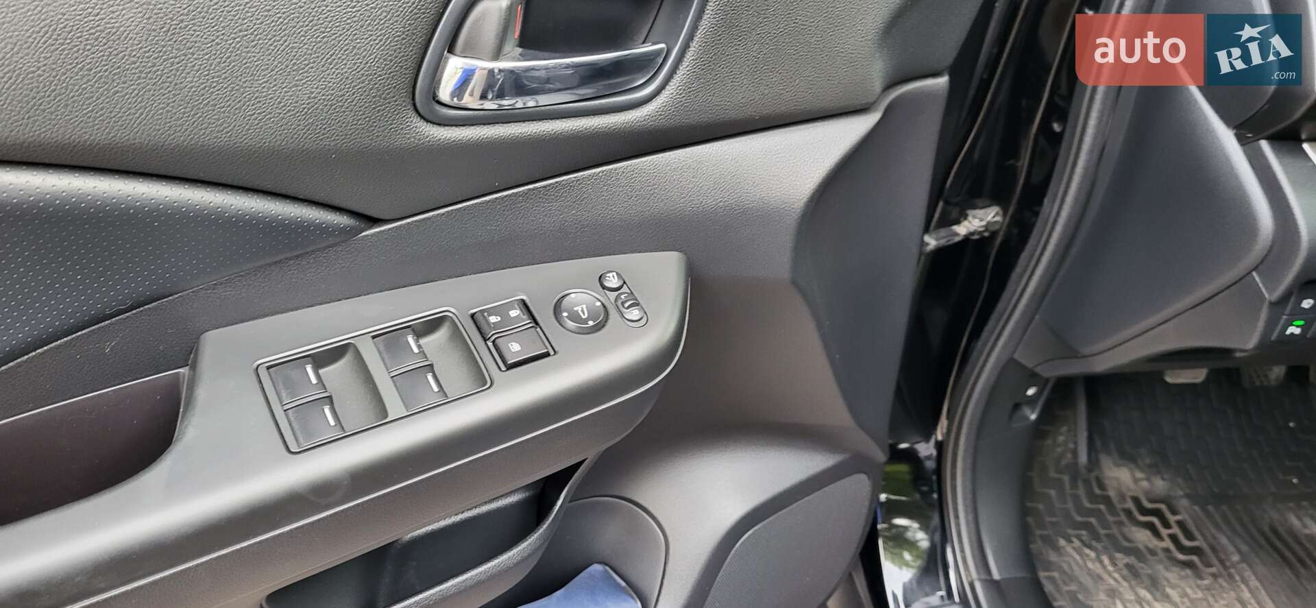 Honda CR-V 2012 VIN SHSRE6780DU001009 фото оголошення 19 з 22