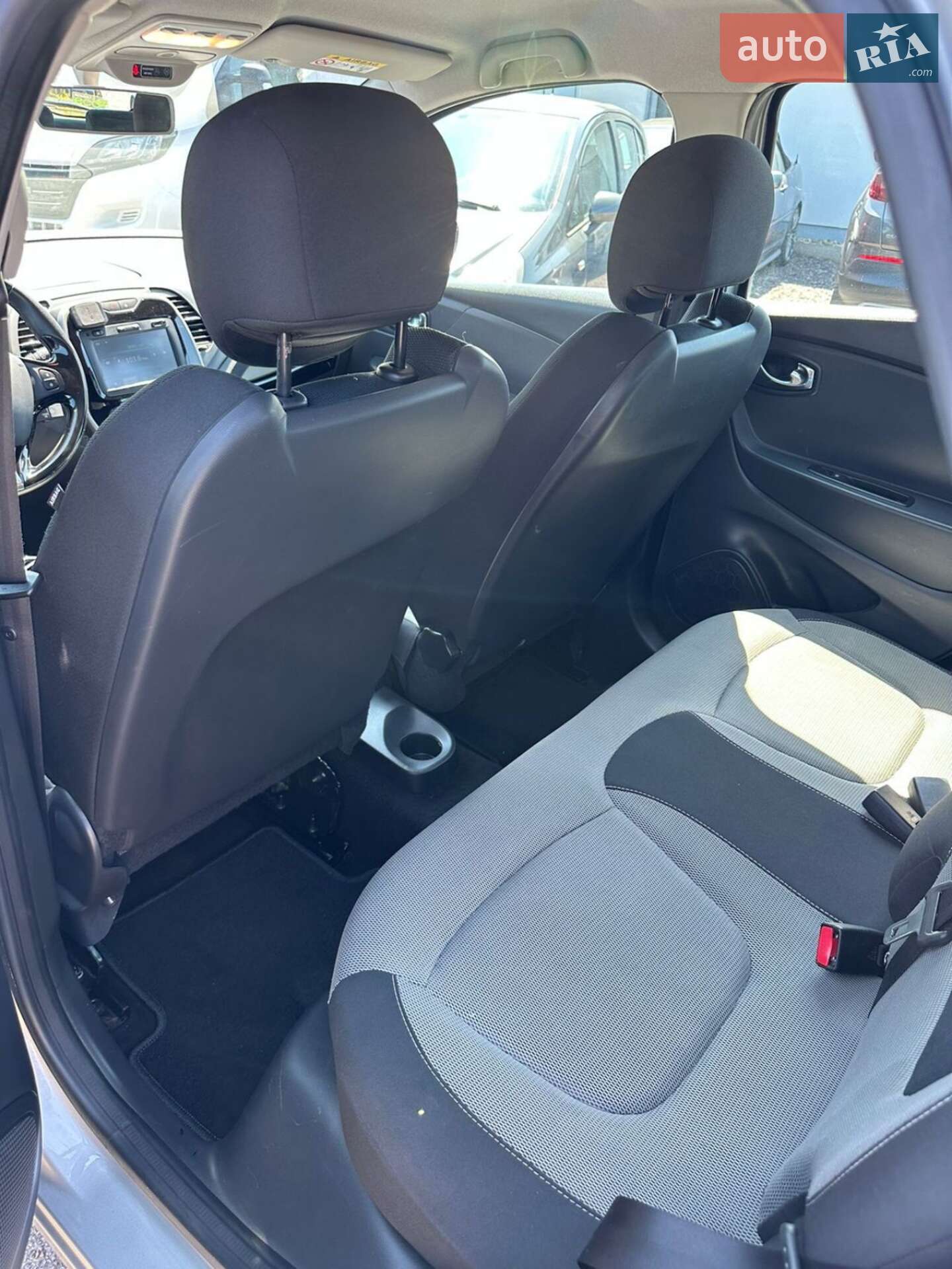 Renault Captur 2014 VIN VF12RFL1H50603955 фото оголошення 9 з 13