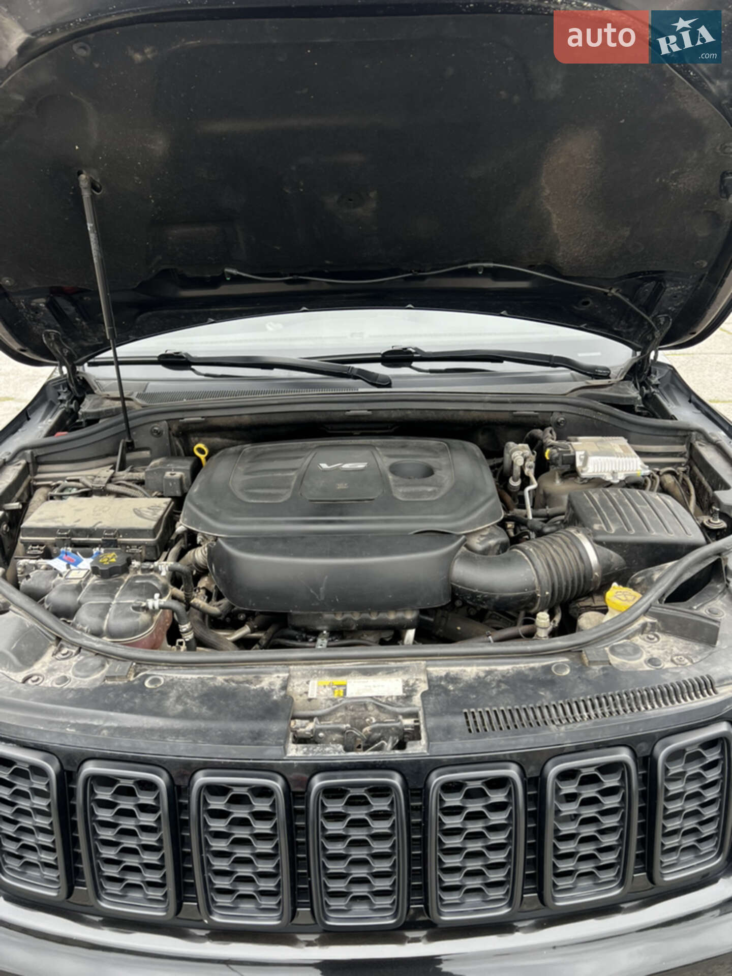 Jeep Grand Cherokee 2018 VIN 1C4RJEAG2JC311796 фото оголошення 28 з 30