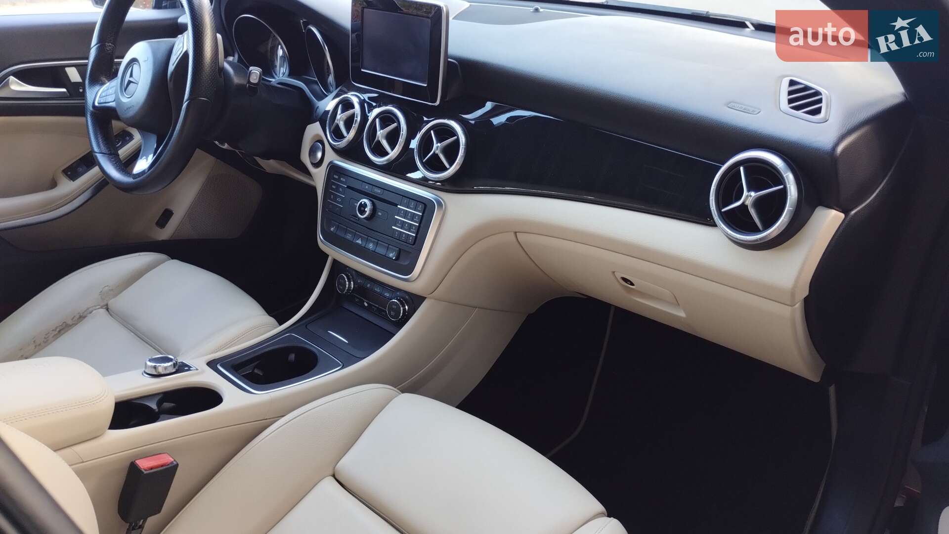 Mercedes-Benz CLA Class 2015 VIN WDDSJ4EB2GN338977 фото оголошення 18 з 20