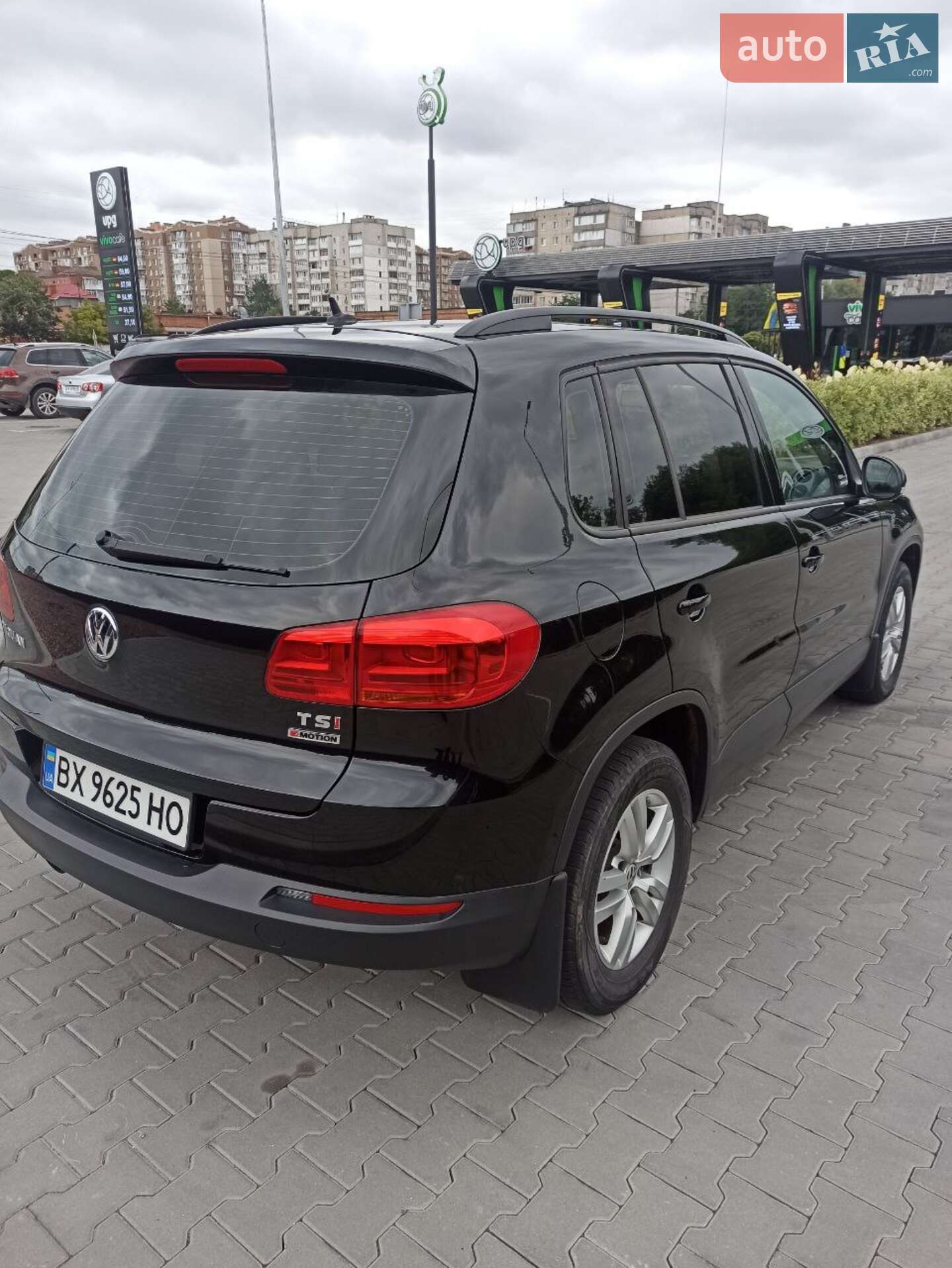 Volkswagen Tiguan 2016 VIN WVGBV7AX1GW575841 фото оголошення 5 з 15