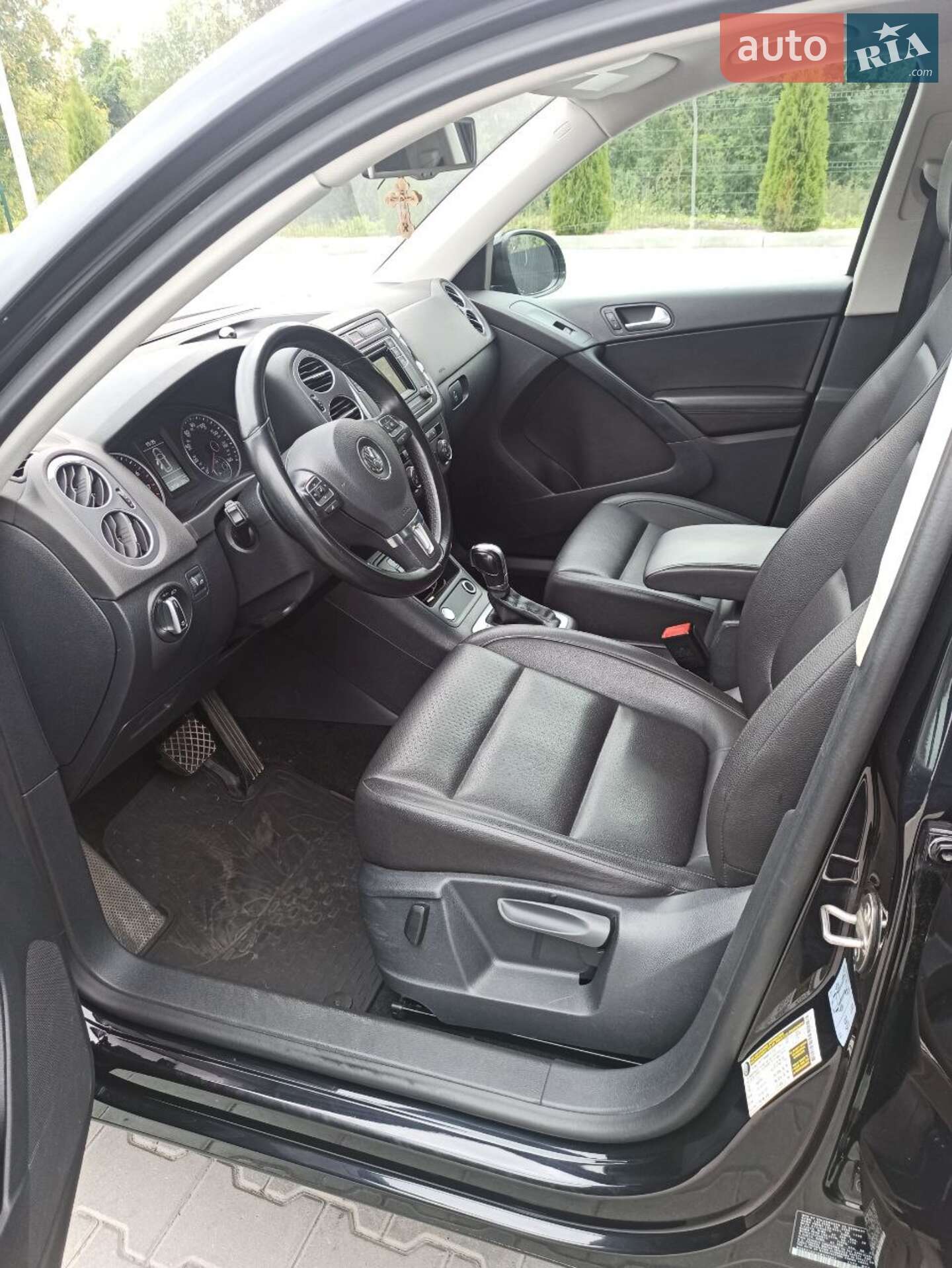 Volkswagen Tiguan 2016 VIN WVGBV7AX1GW575841 фото оголошення 11 з 15