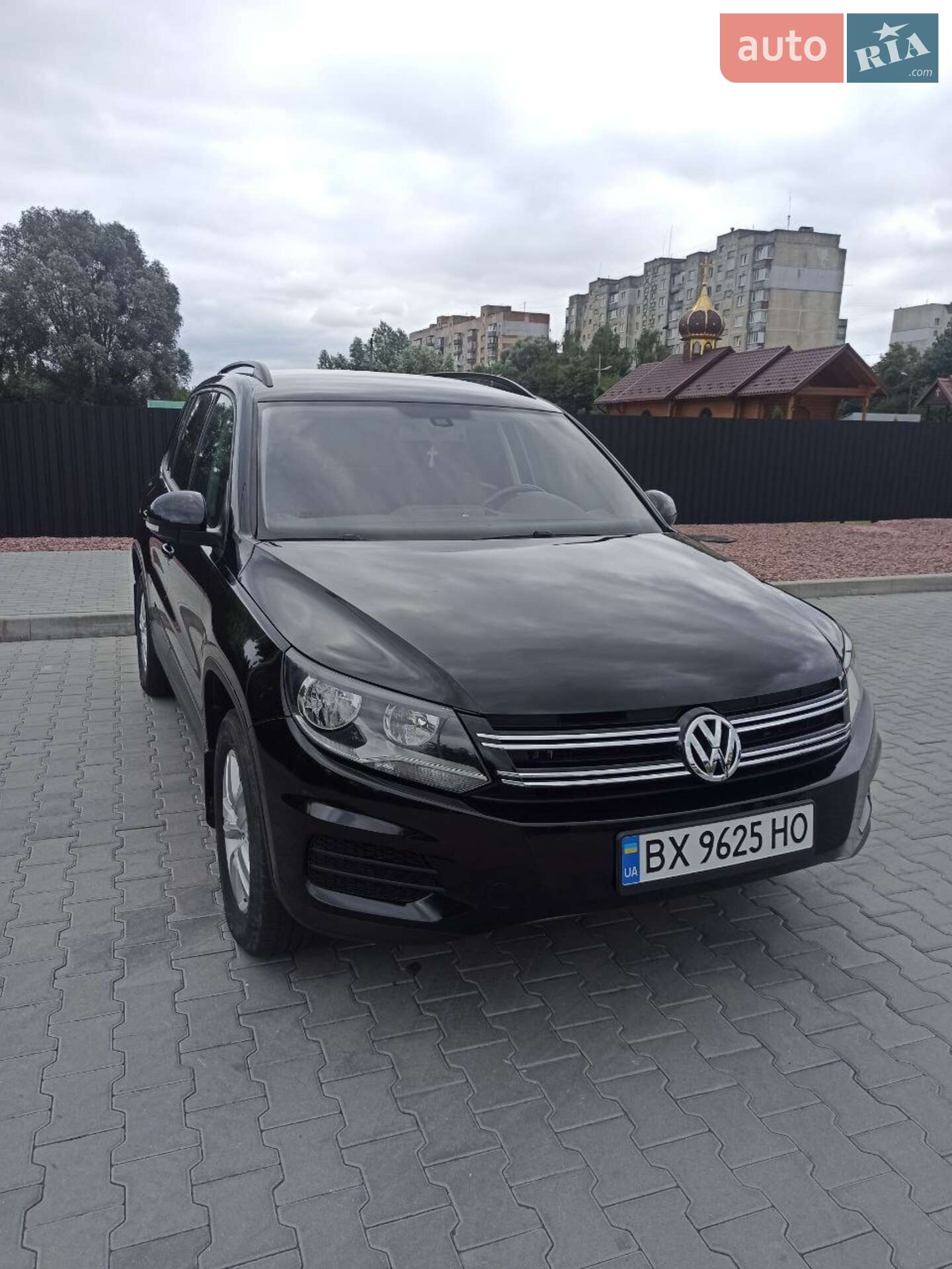 Volkswagen Tiguan 2016 VIN WVGBV7AX1GW575841 фото оголошення 3 з 15