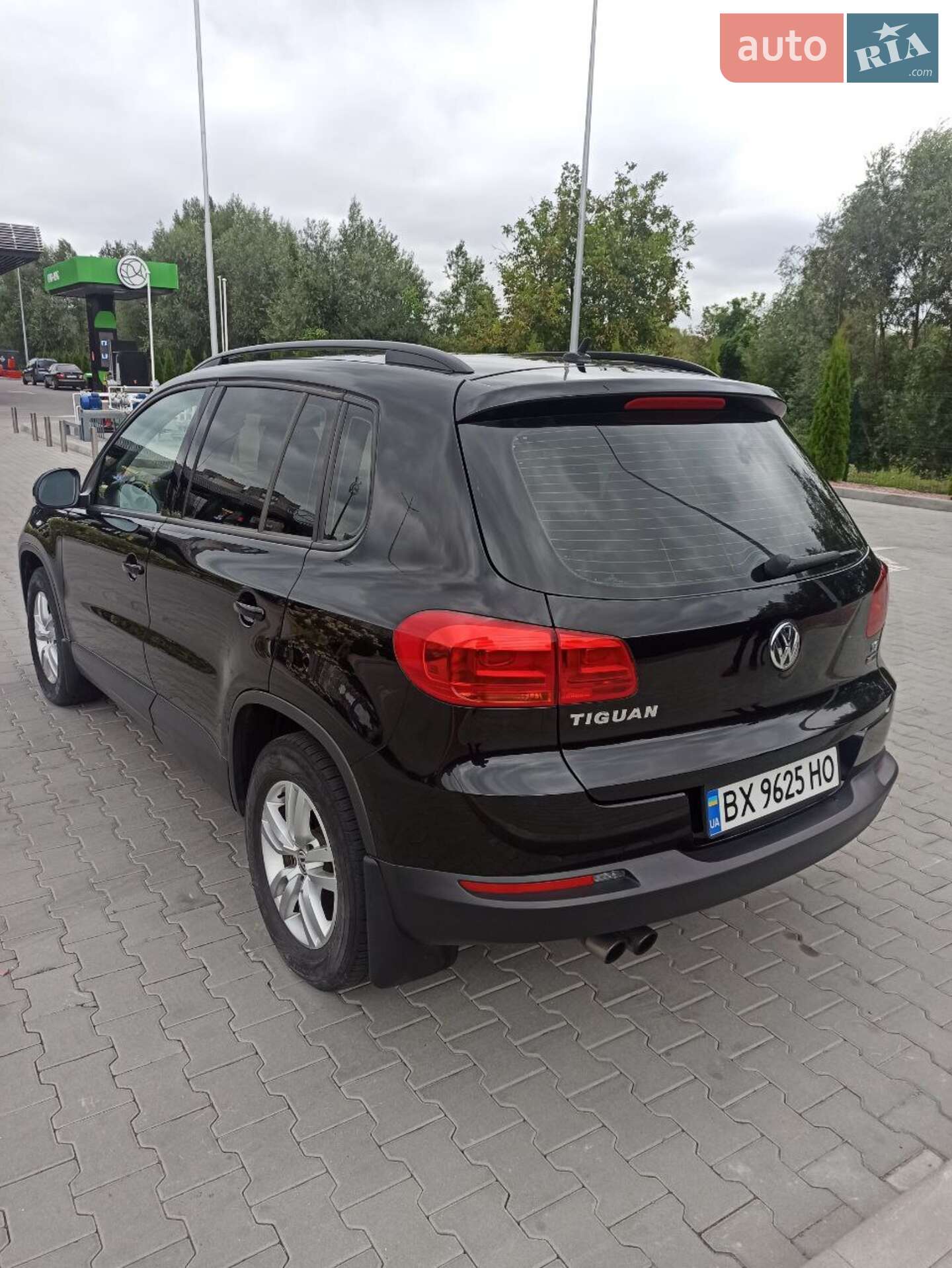 Volkswagen Tiguan 2016 VIN WVGBV7AX1GW575841 фото оголошення 7 з 15