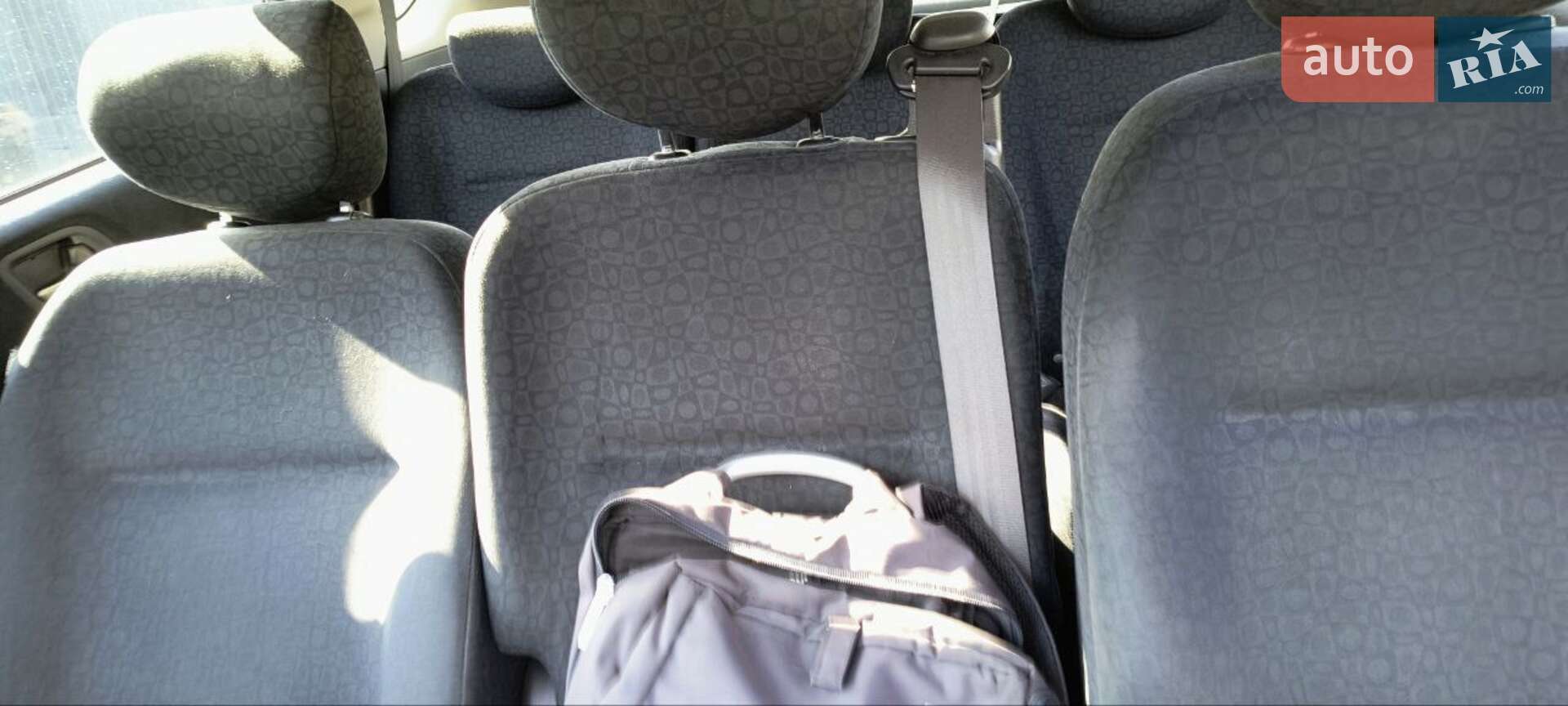 Honda FR-V 2005 VIN JHMBE17406S201868 фото оголошення 4 з 15