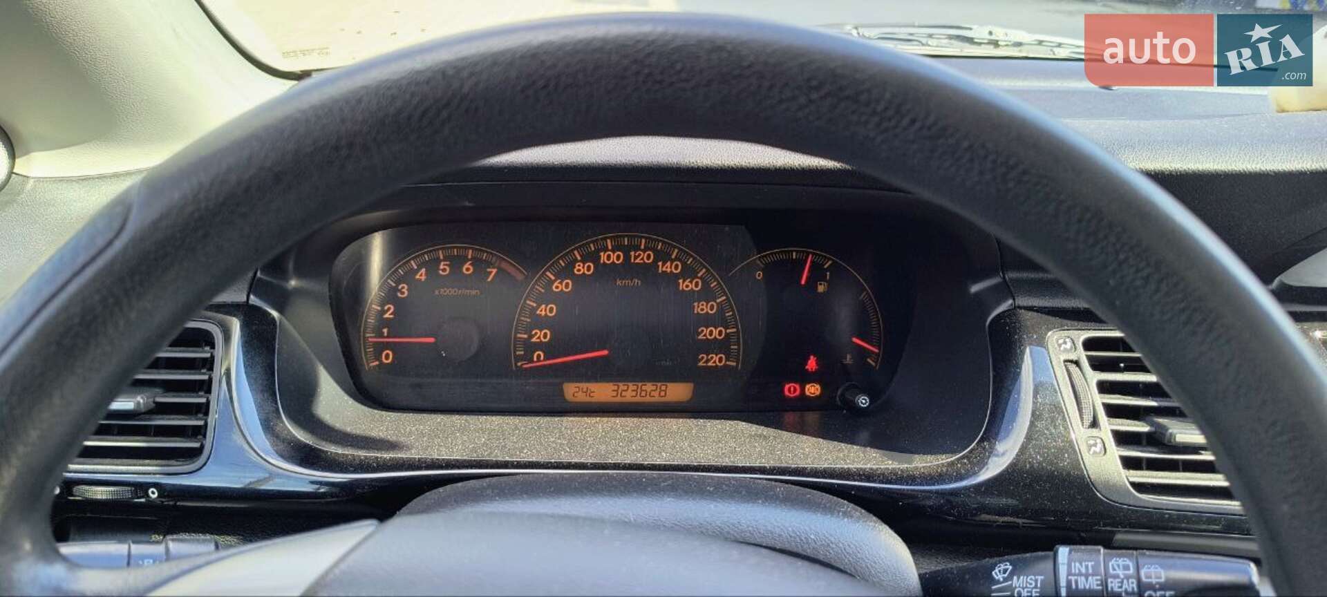 Honda FR-V 2005 VIN JHMBE17406S201868 фото оголошення 7 з 15