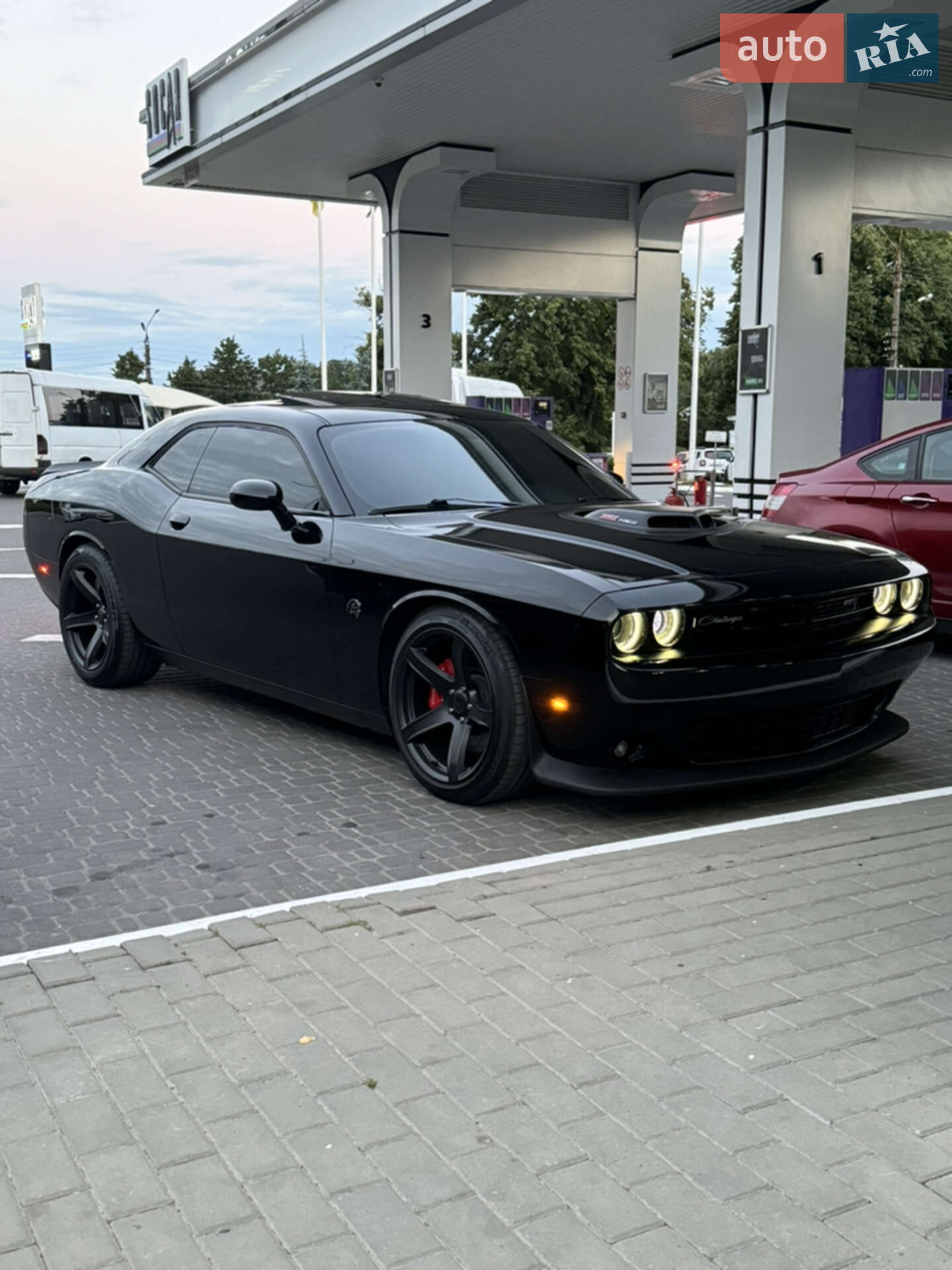 Dodge Challenger 2020 VIN 2C3CDZFJ3LH179533 фото оголошення 14 з 47