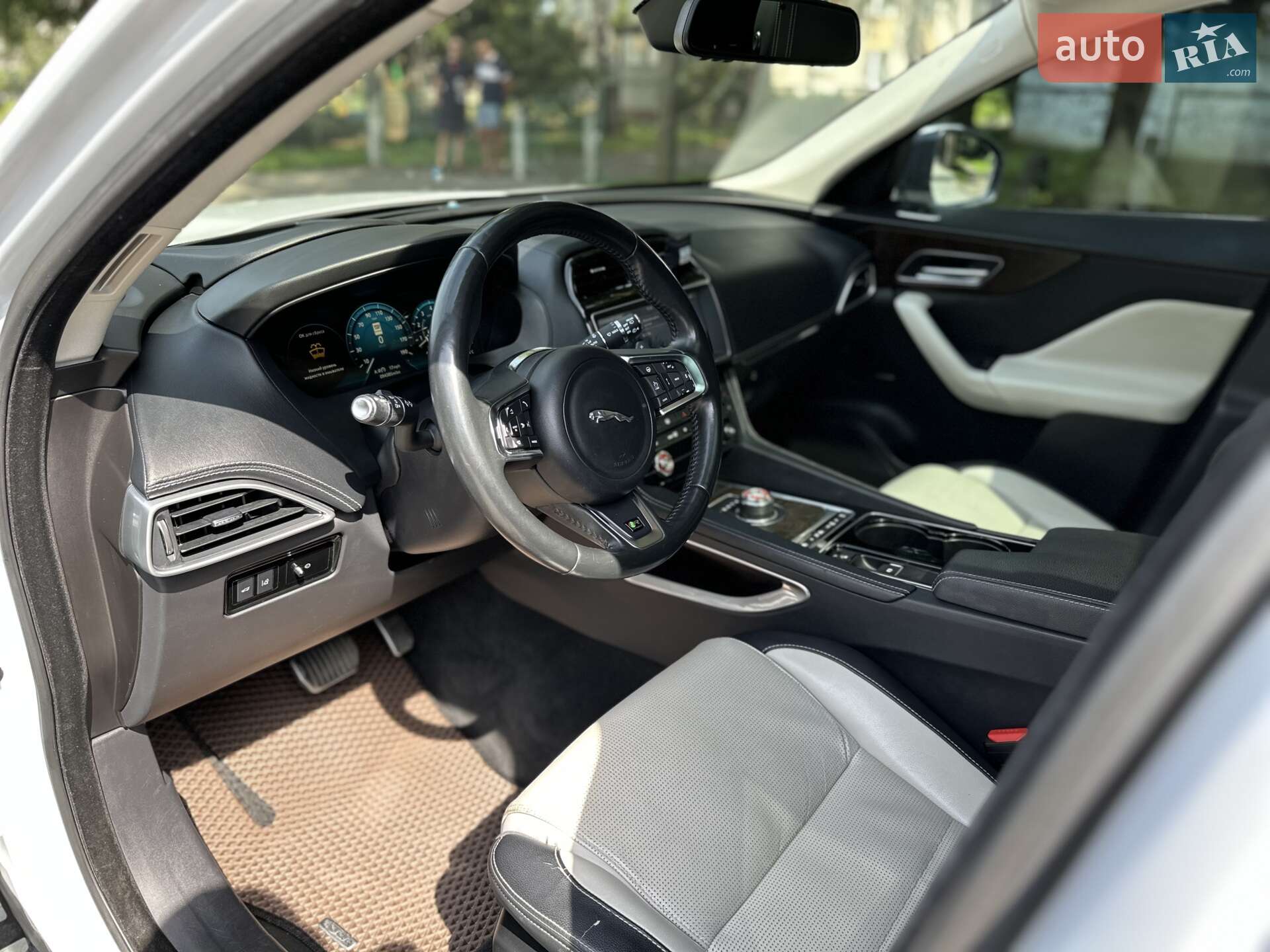 Jaguar F-Pace 2016 VIN SADCL2BV4HA059233 фото оголошення 33 з 58