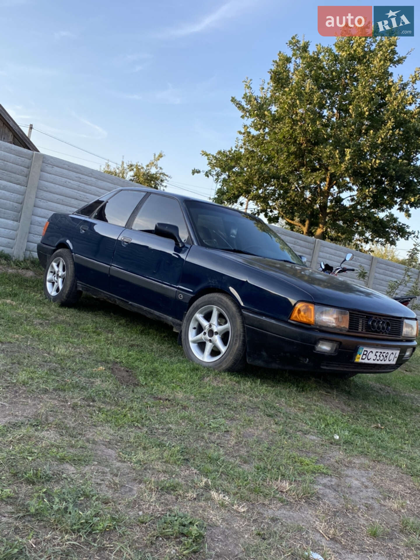 Audi 80 1988 VIN WAUZZZ89ZJA361610 фото оголошення 8 з 13