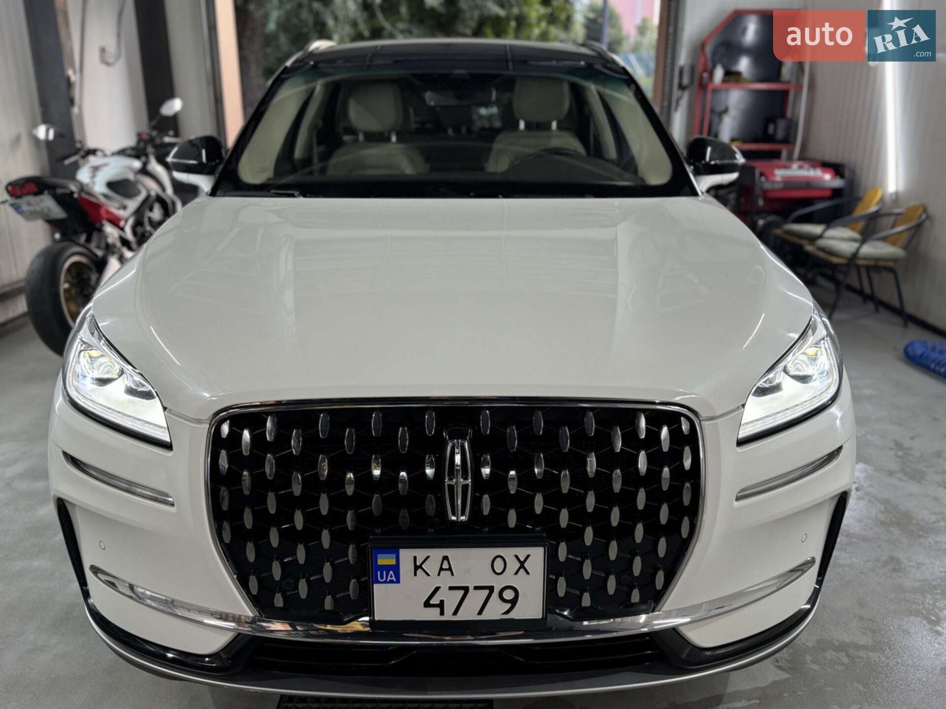 Lincoln Corsair 2022 VIN 5LMCJ2D96NUL11178 фото оголошення 3 з 23