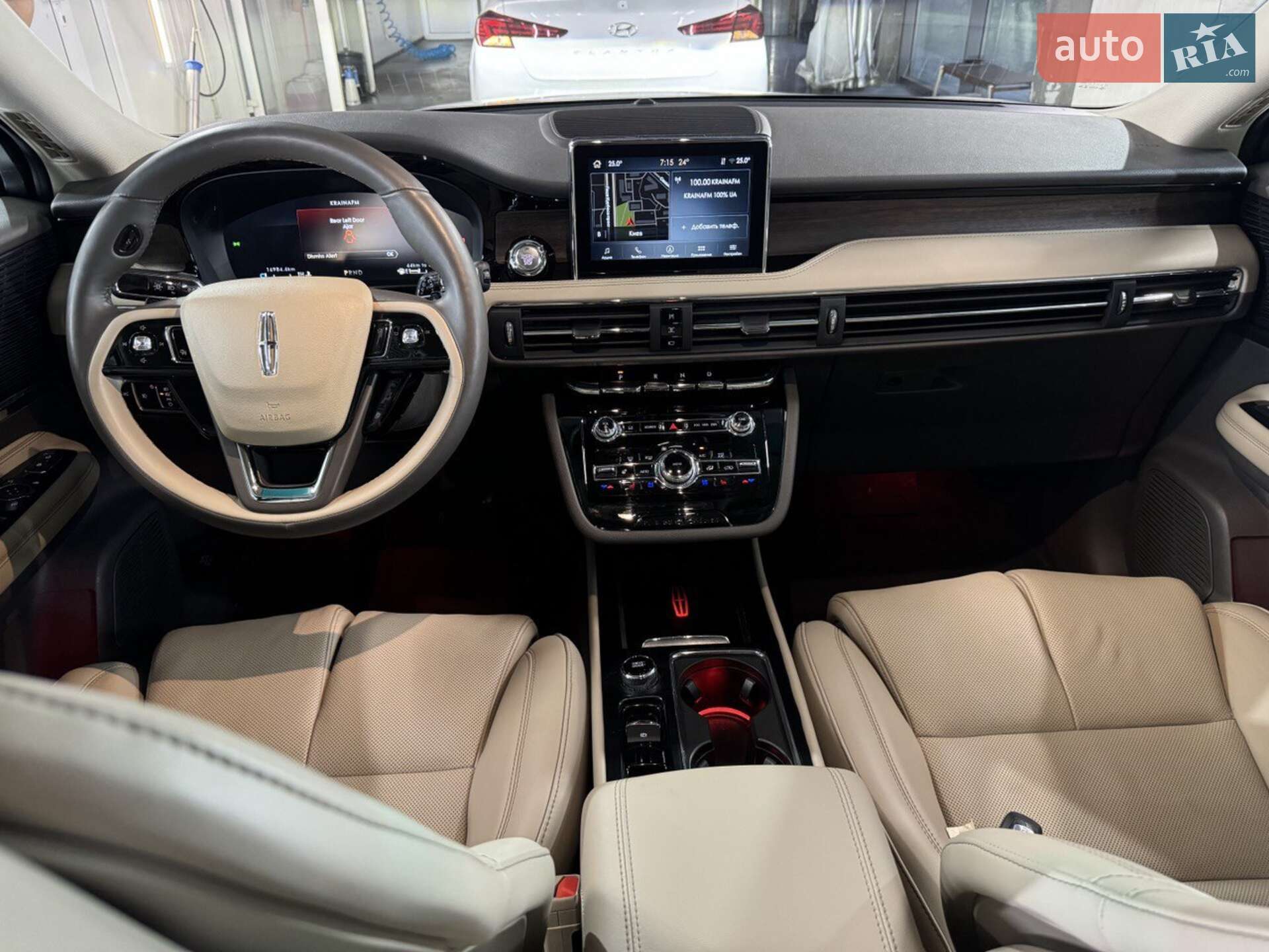 Lincoln Corsair 2022 VIN 5LMCJ2D96NUL11178 фото оголошення 6 з 23