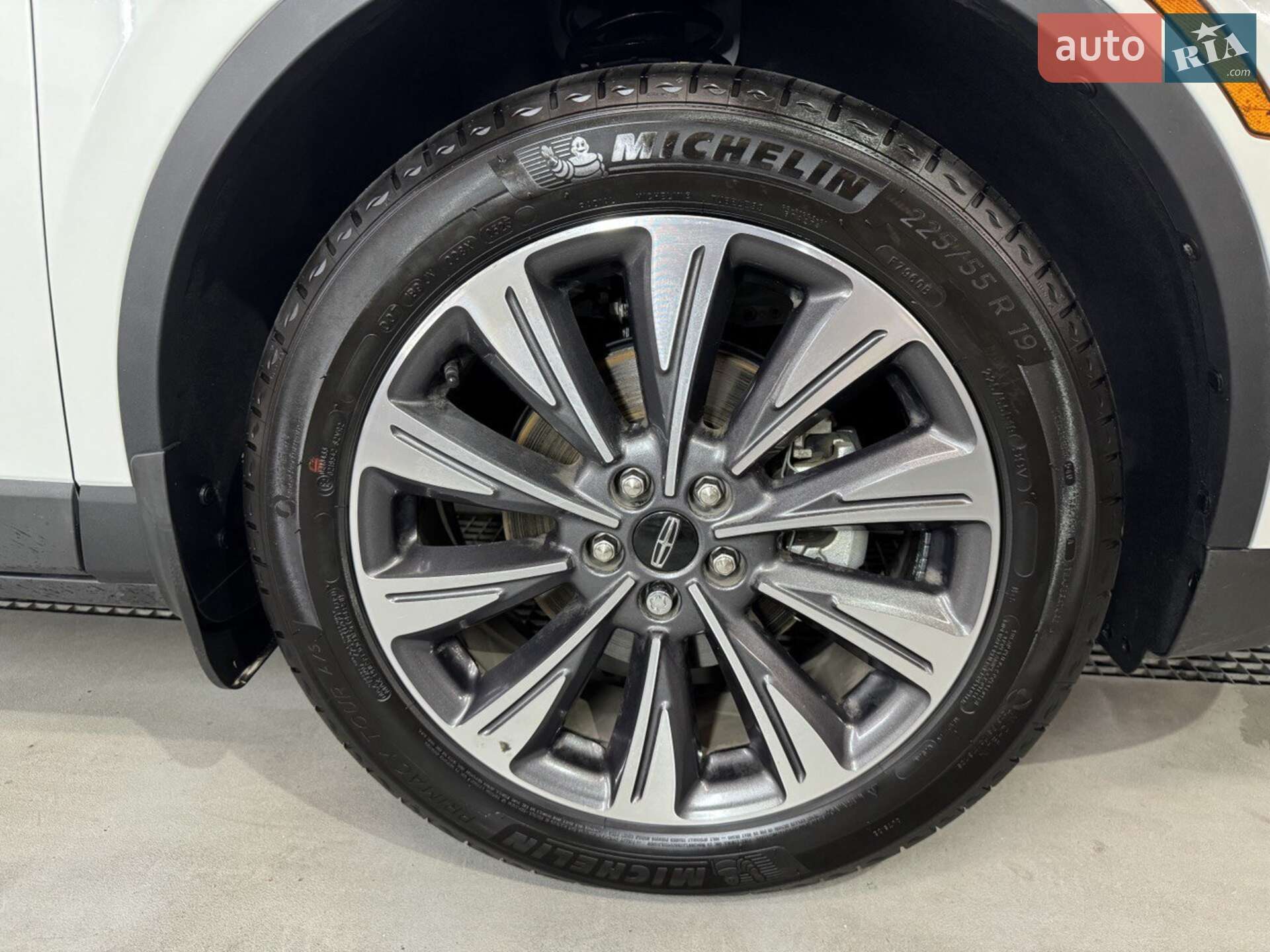 Lincoln Corsair 2022 VIN 5LMCJ2D96NUL11178 фото оголошення 10 з 23