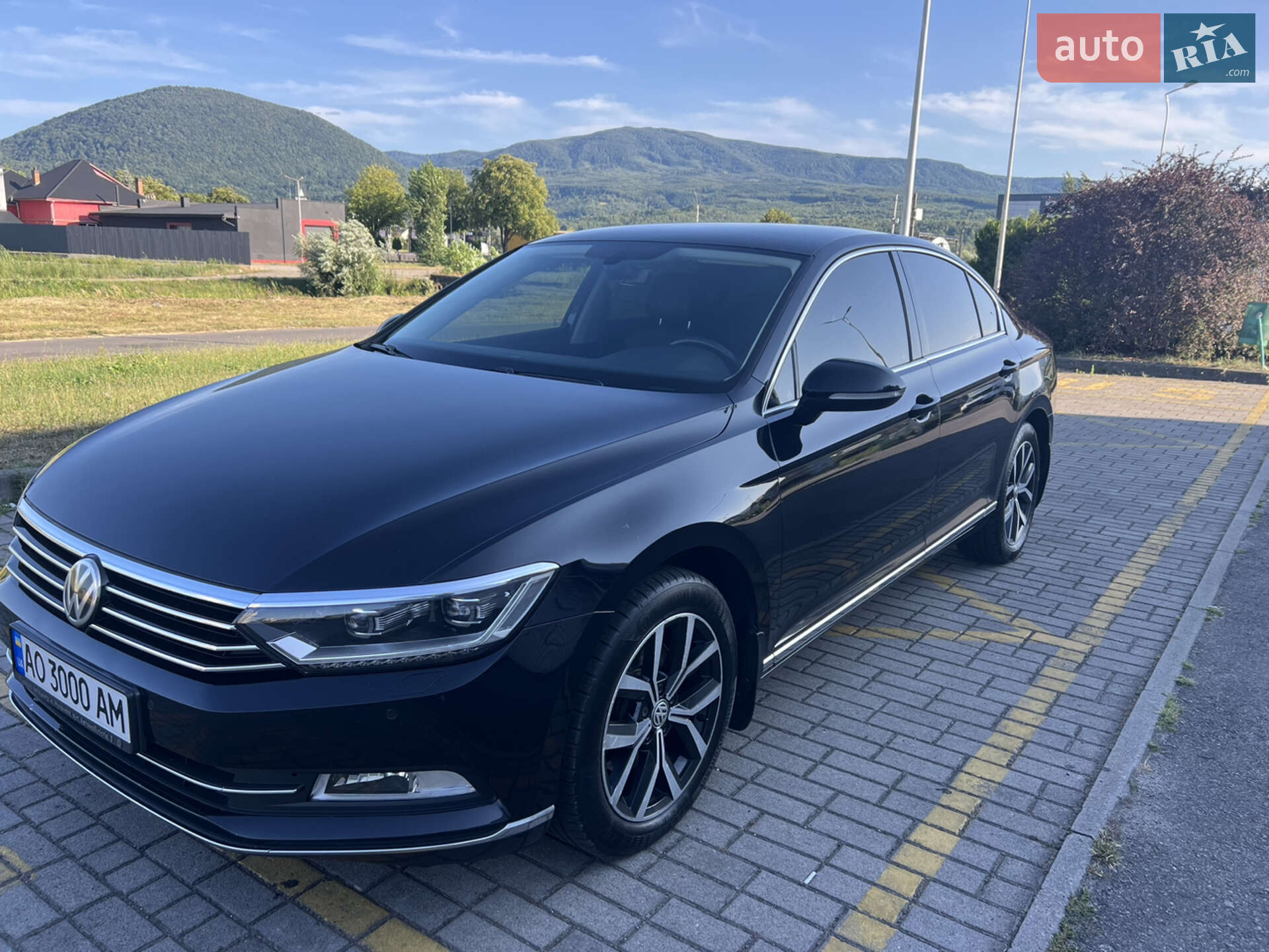 Volkswagen Passat 2018 VIN WVWZZZ3CZJE121423 фото оголошення 2 з 13
