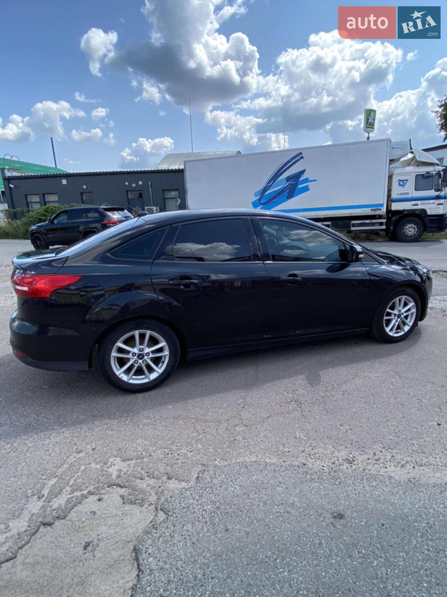 Ford Focus 2014 VIN 1FADP3F21FL206562 фото оголошення 8 з 35