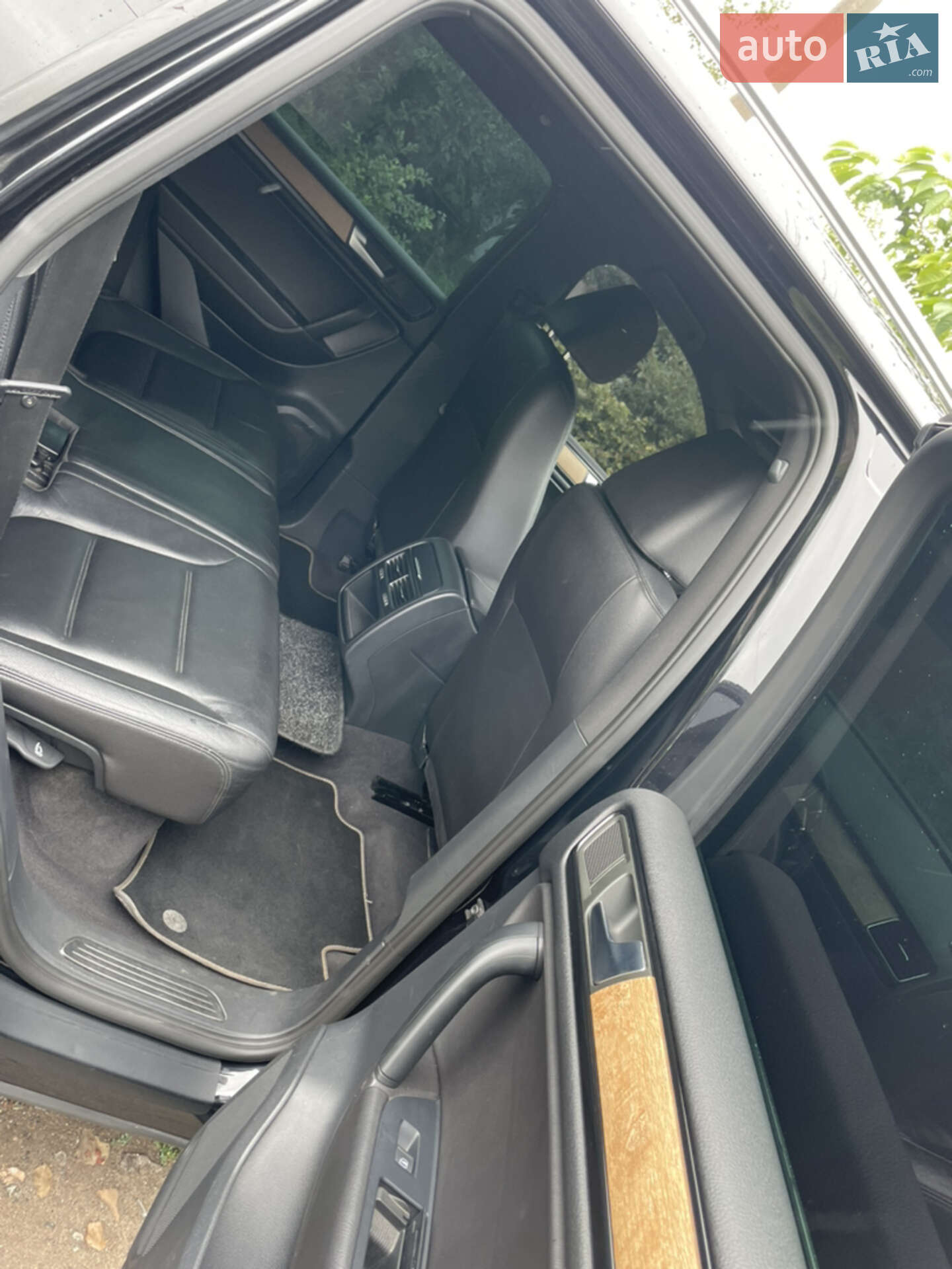 Volkswagen Touareg 2012 VIN WVGZZZ7PZCD064909 фото оголошення 11 з 18
