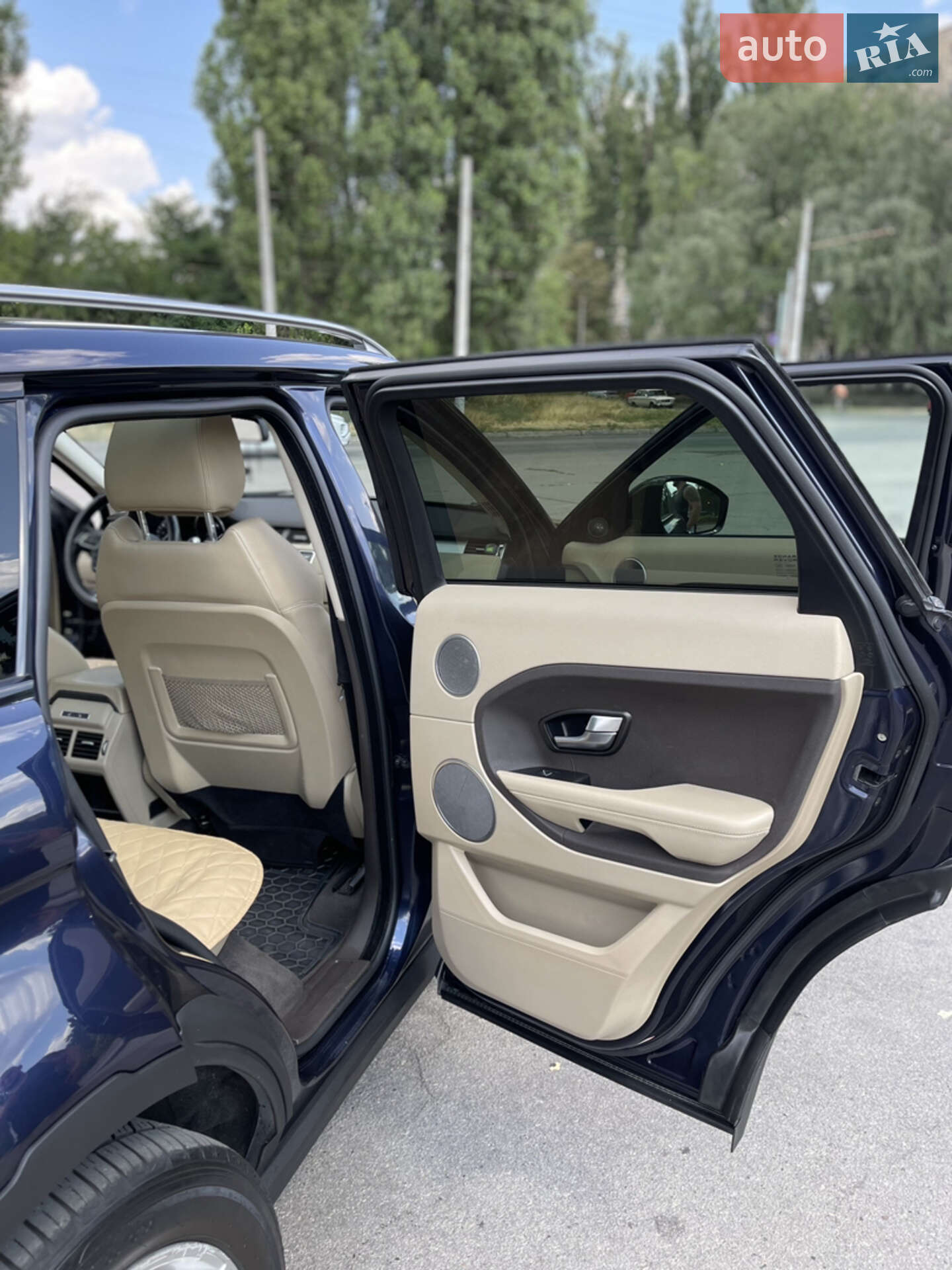 Land Rover Range Rover Evoque 2015 VIN SALVR2BG9FH075235 фото оголошення 3 з 11