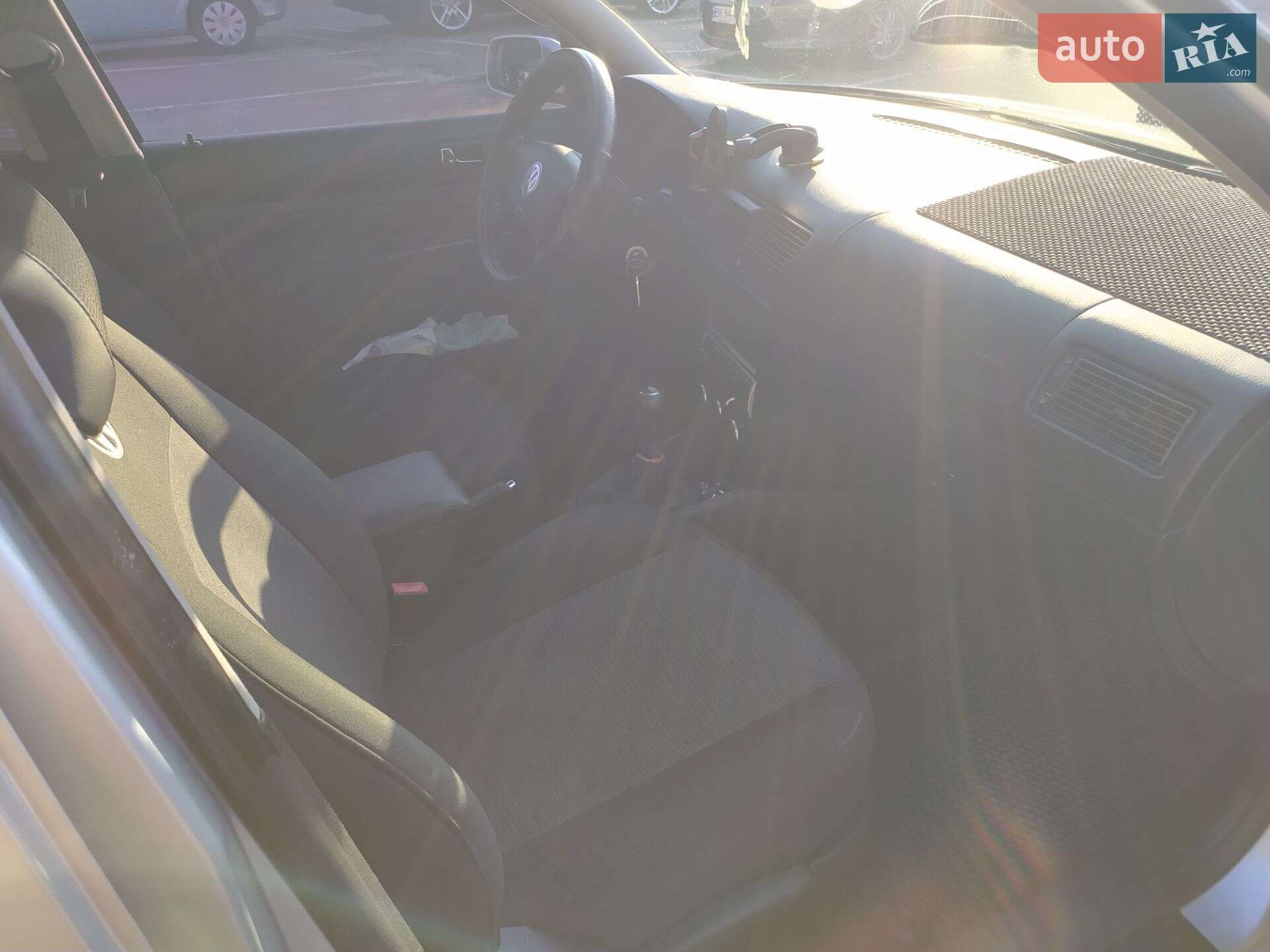 Volkswagen Golf 2004 VIN WVWZZZ1JZ4W171053 фото оголошення 23 з 70